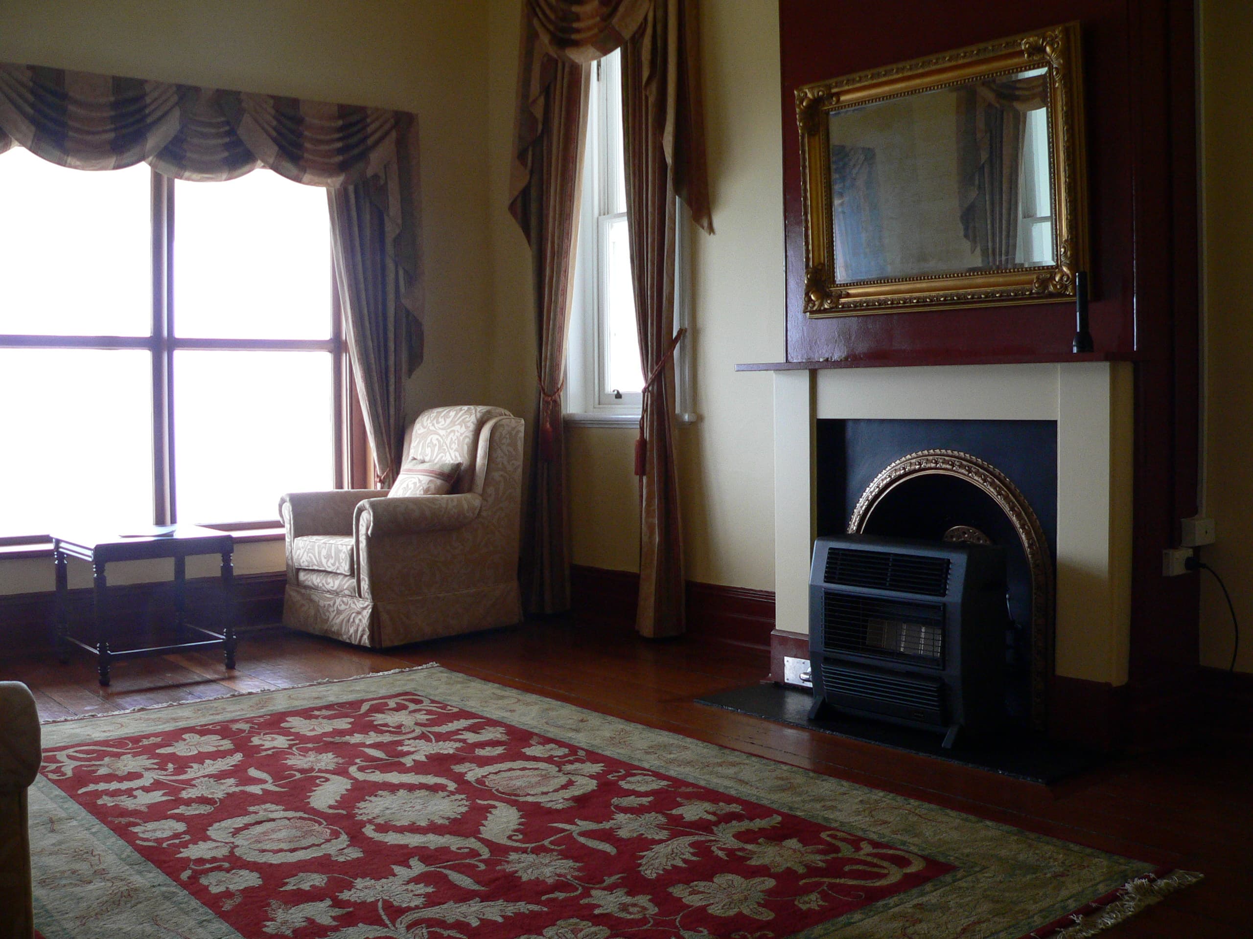 P1040310 LivingRoom