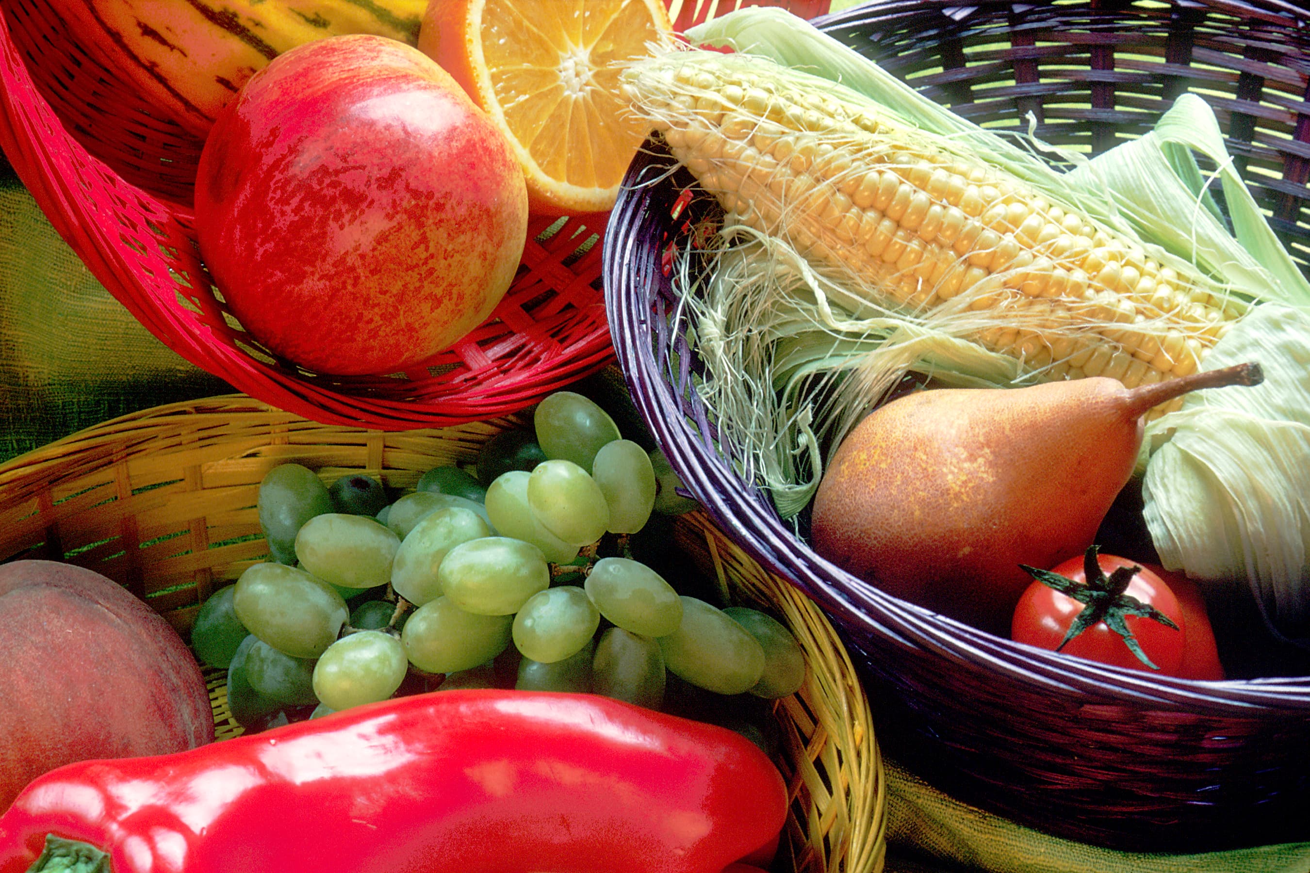 Fruit and vegetables basket