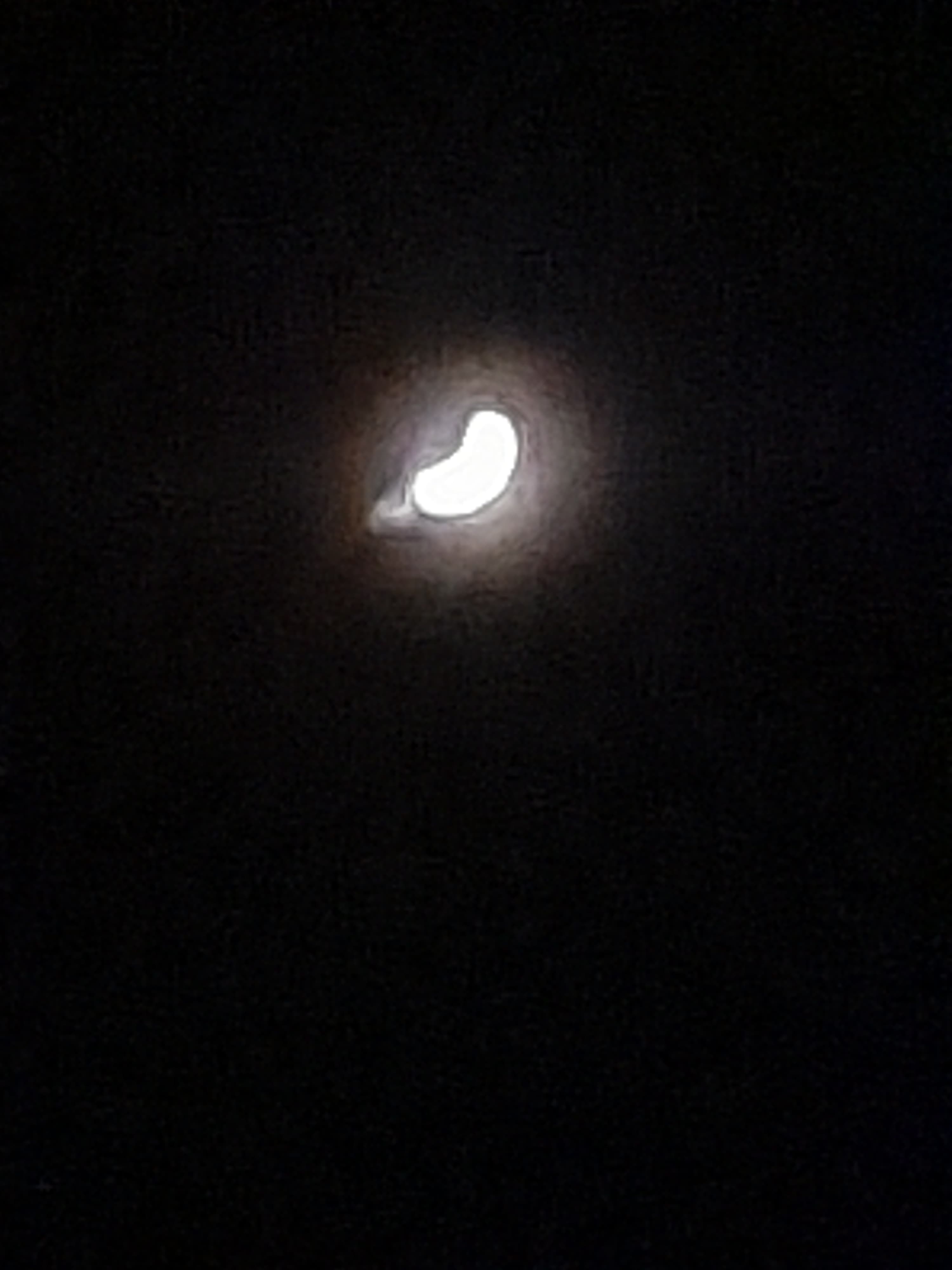 The moon looking like a bean