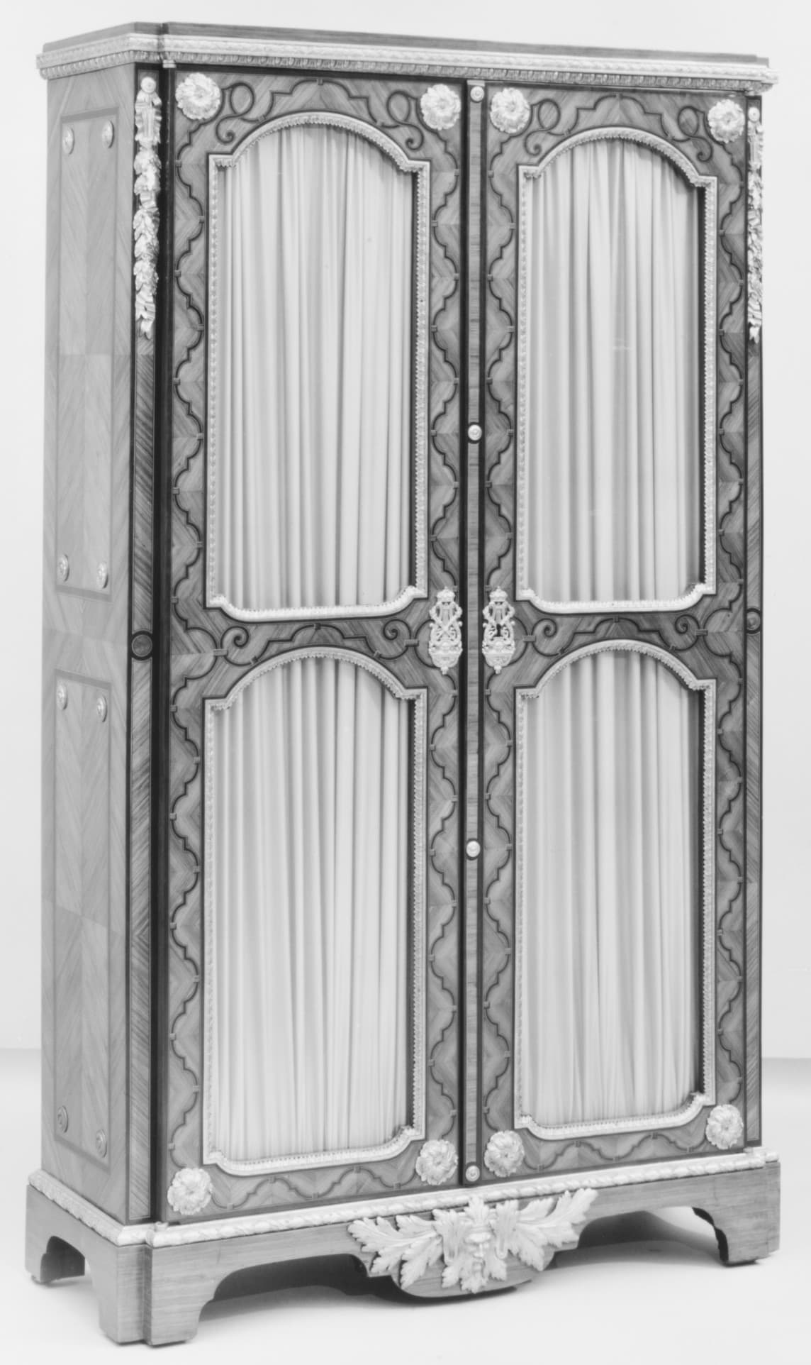 Bookcase MET 190629