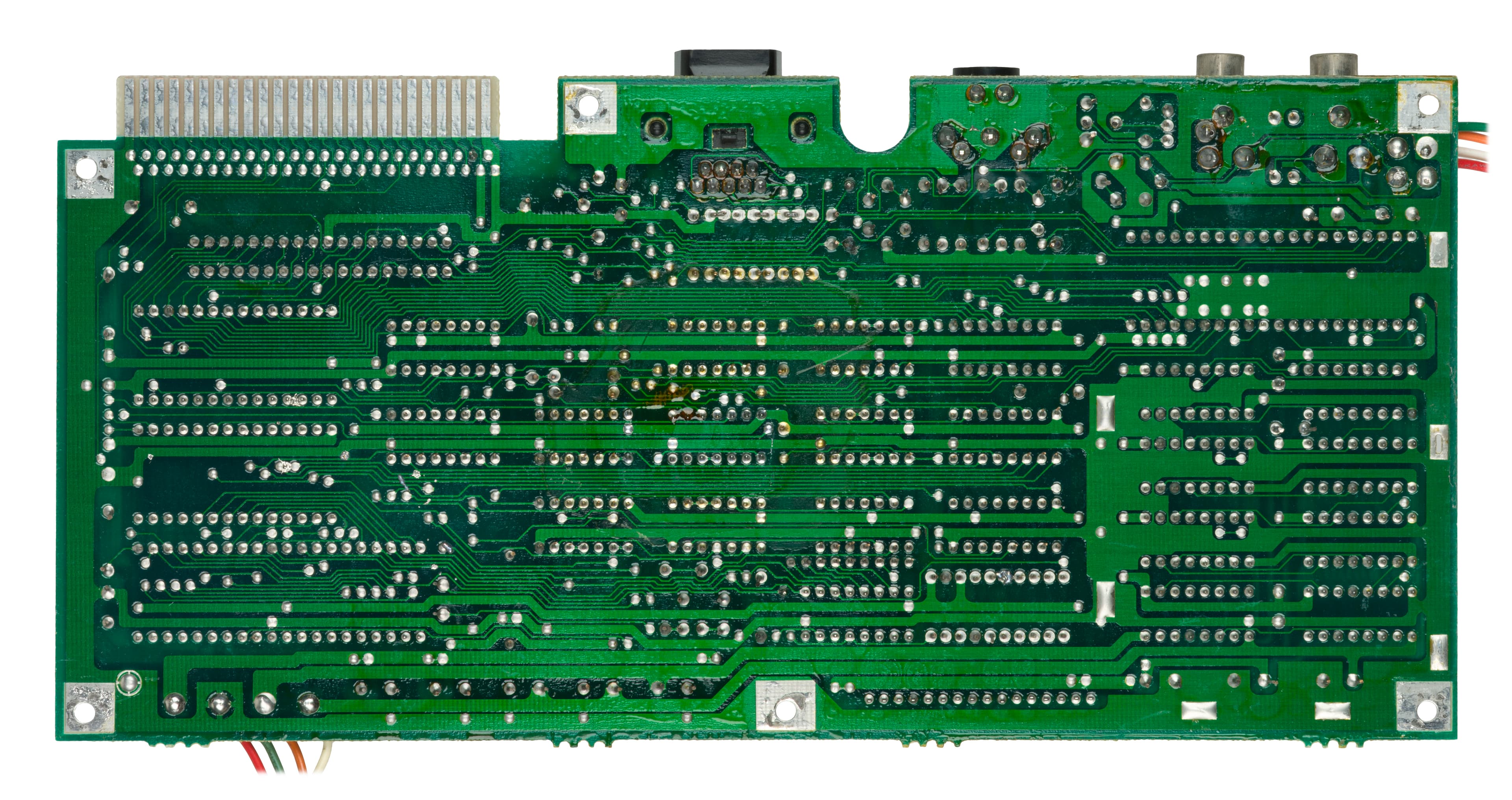 Tomy-Tutor-Motherboard-Bottom-Flat
