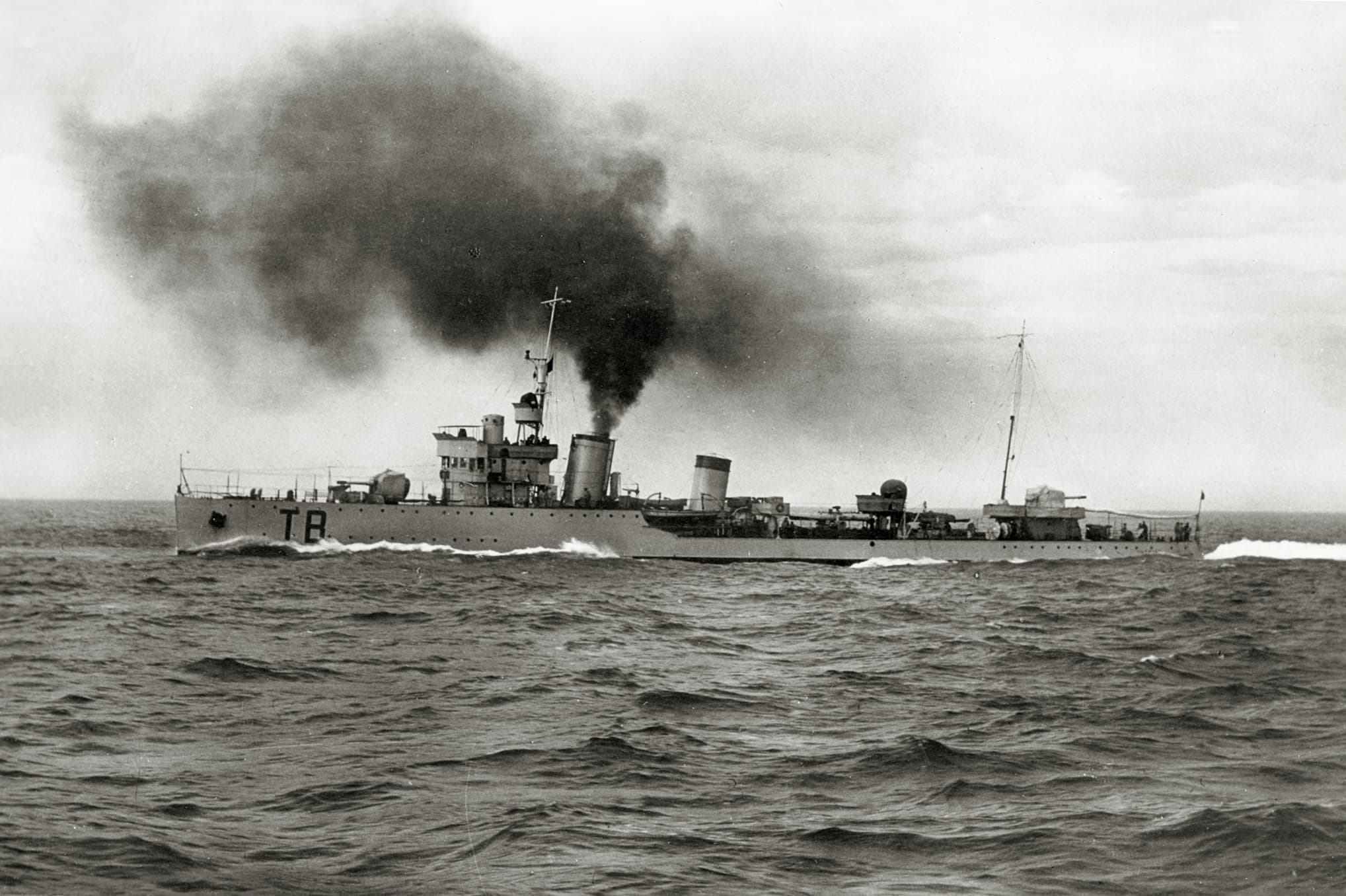 Destroyer Turbine in navigation