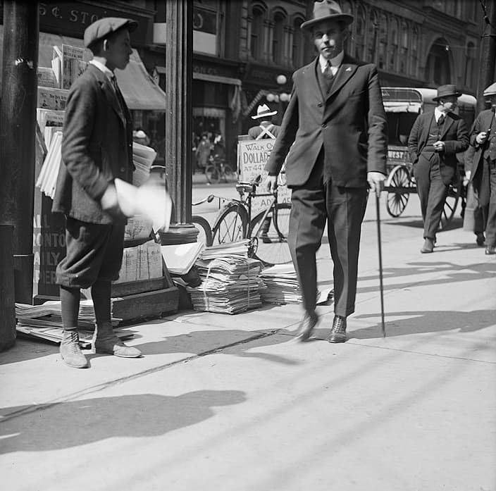 Yonge and Queen 1922