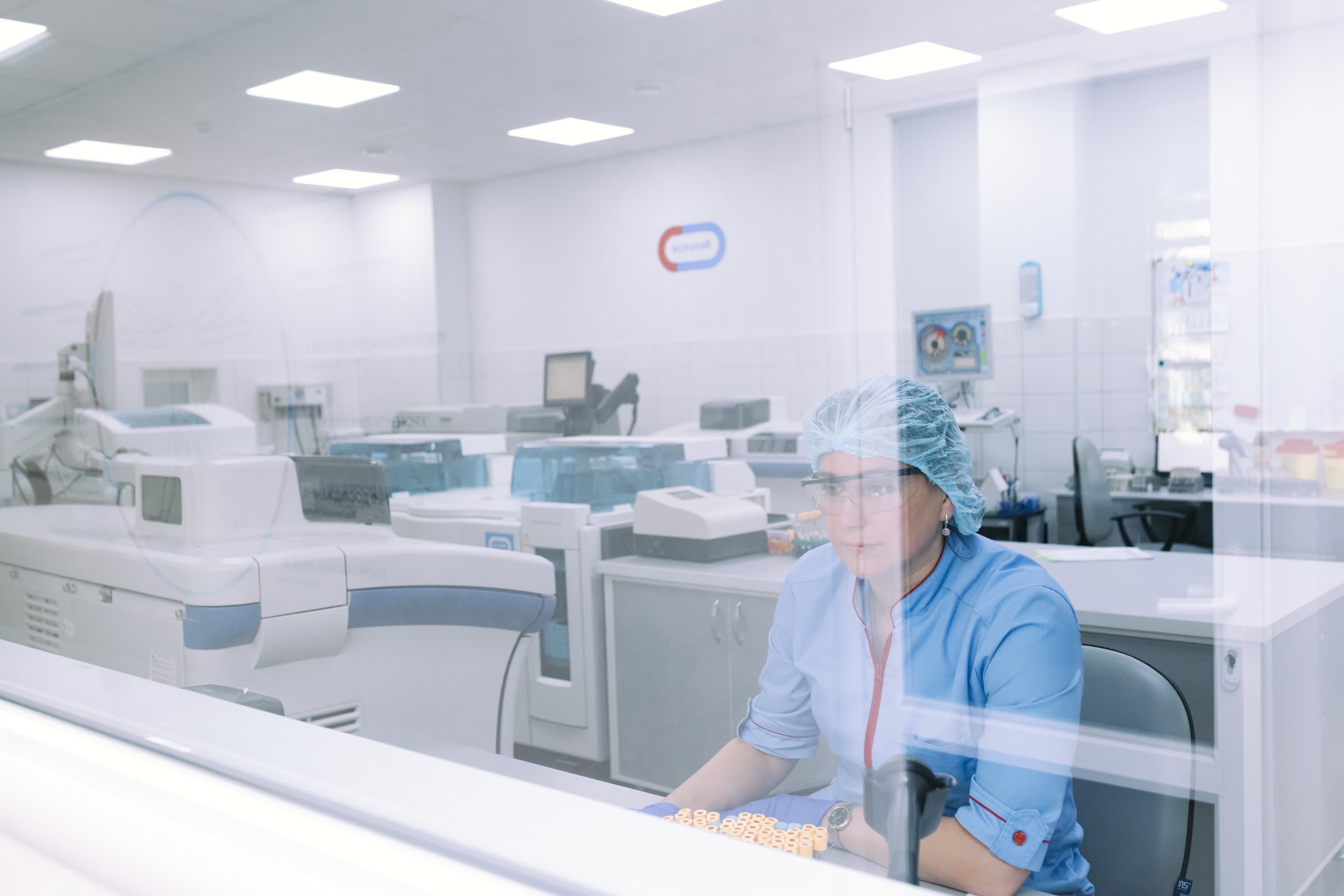 Scientist in a laboratory Esculab