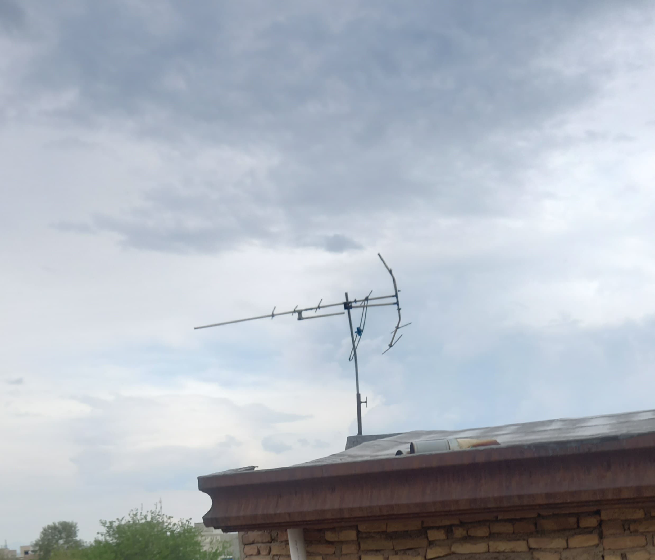 Antenna (radio)