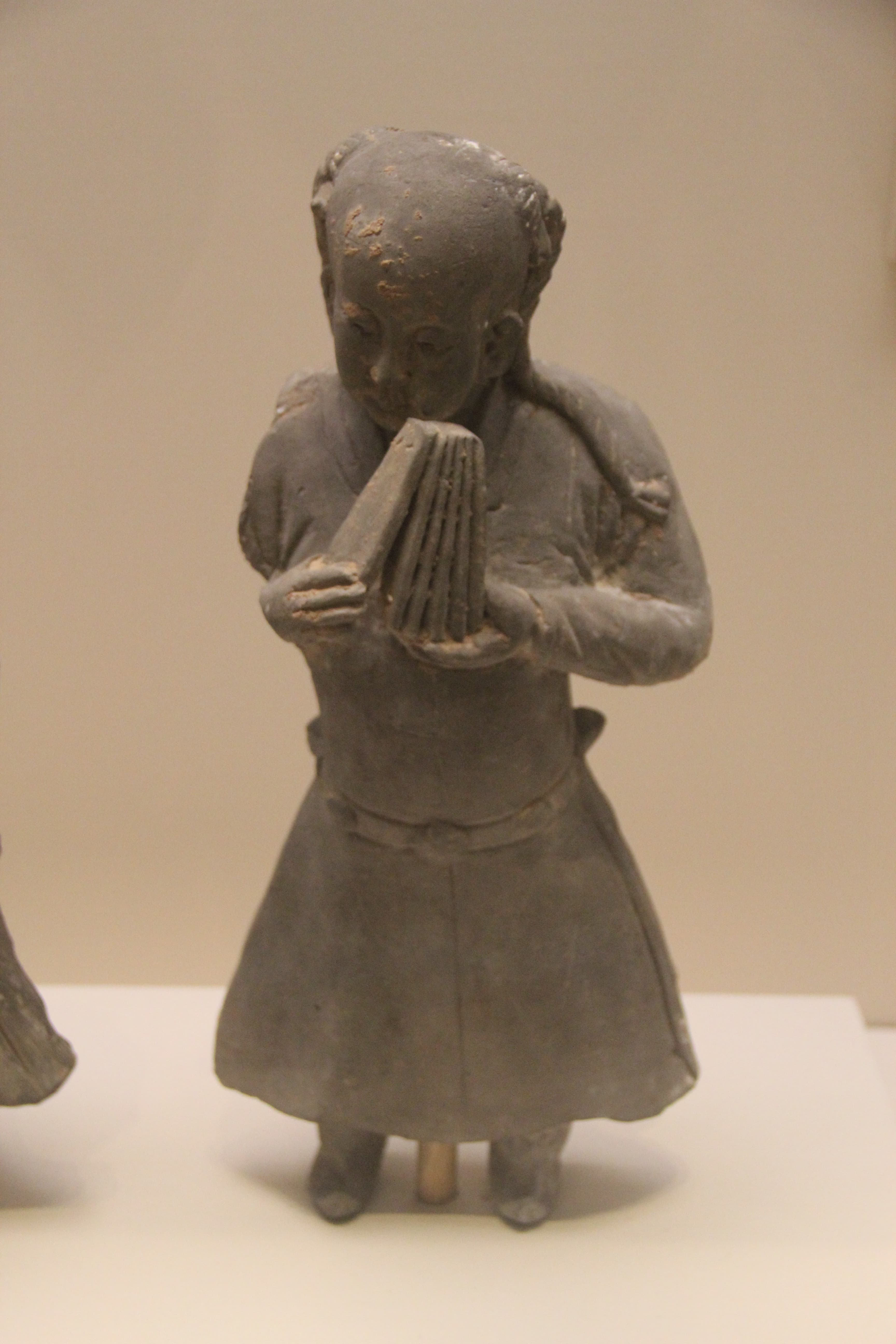 Jin Pottery Musician (9834019785)