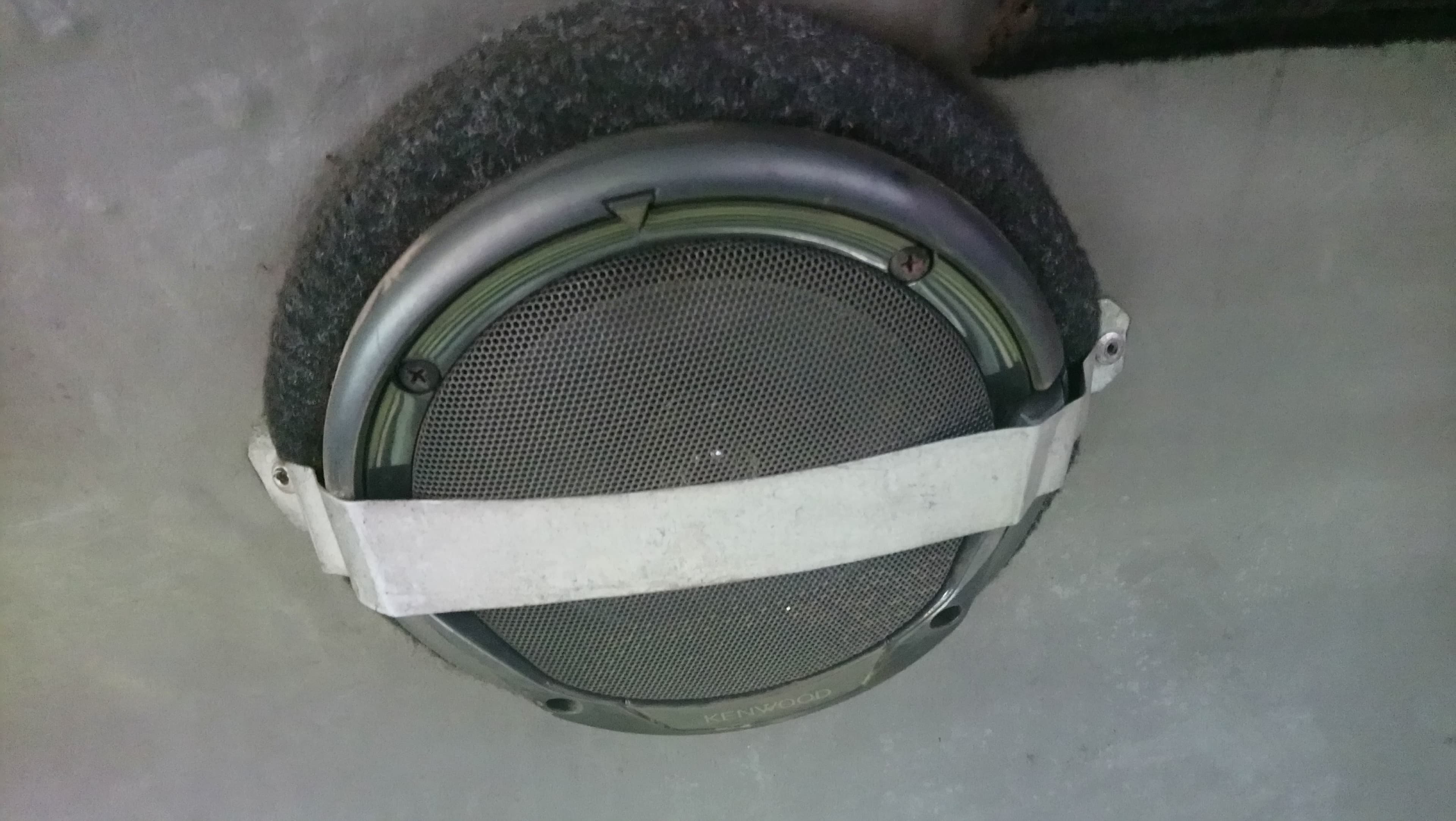 Matatu Speaker 27
