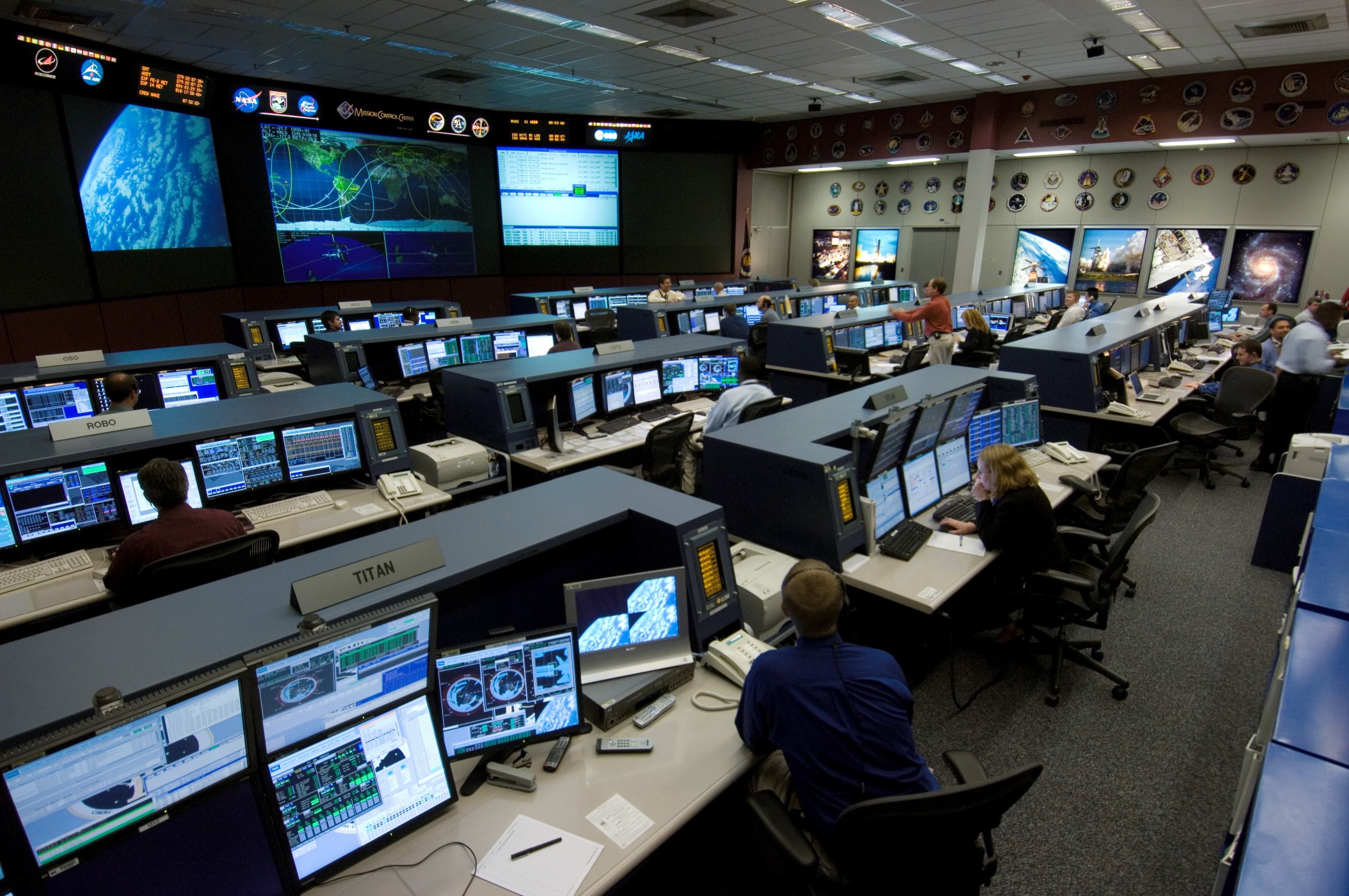 ISS Flight Control Room 2006