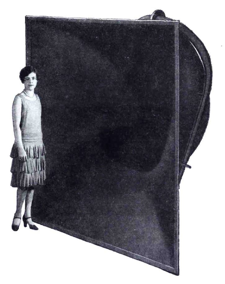 Racon theater horn loudspeaker