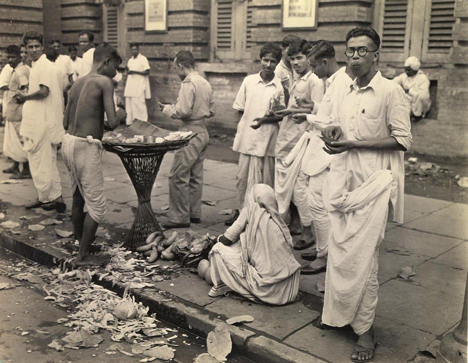 Fruit vendor in Calcutta in 1945