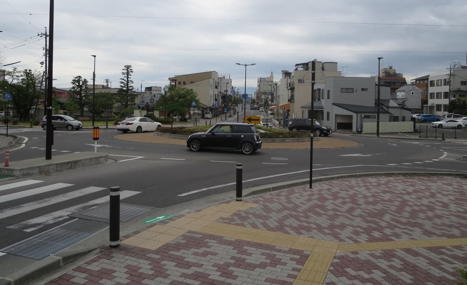 Ihida Towa Roundabout