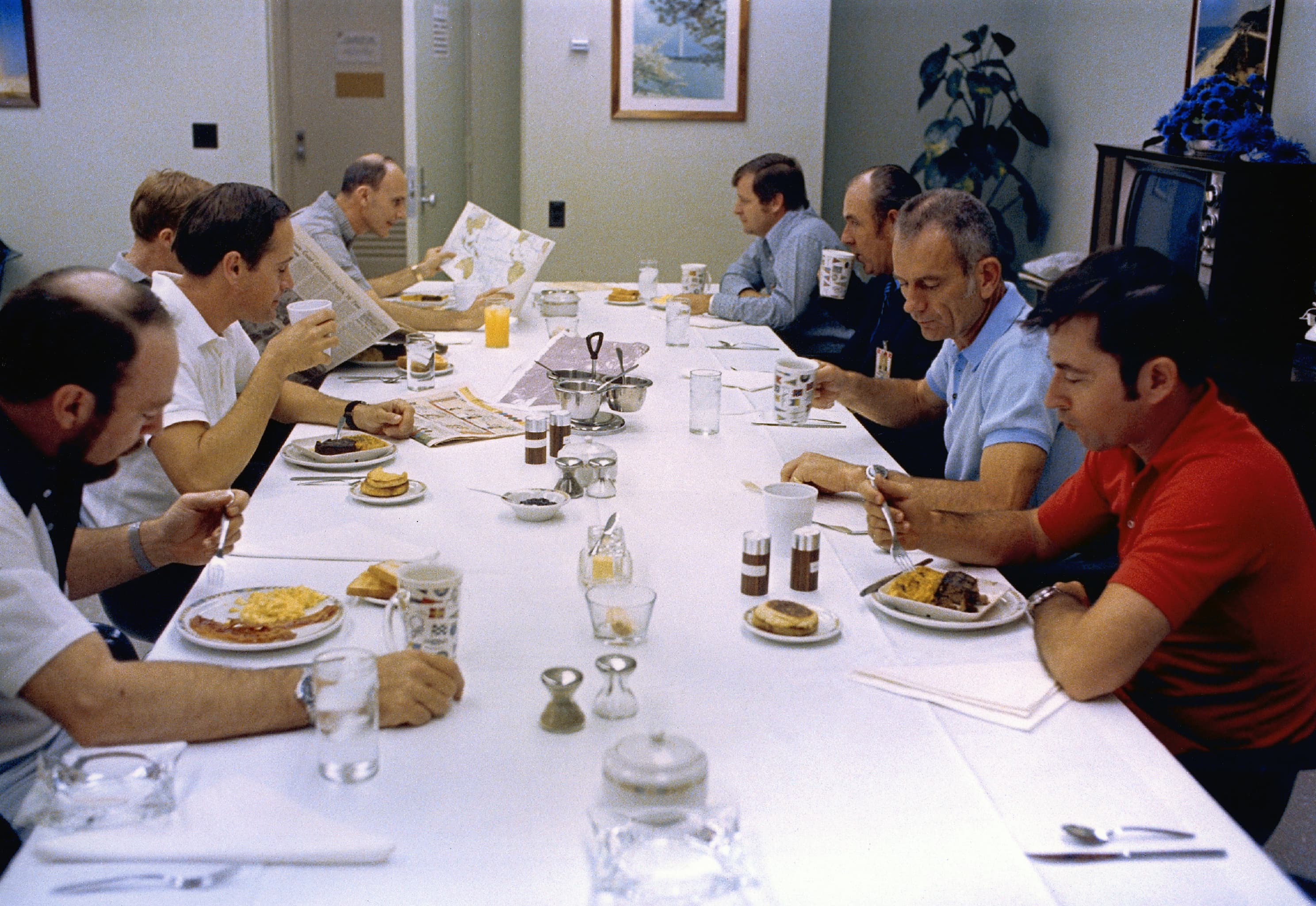 Apollo 16 pre-launch breakfast