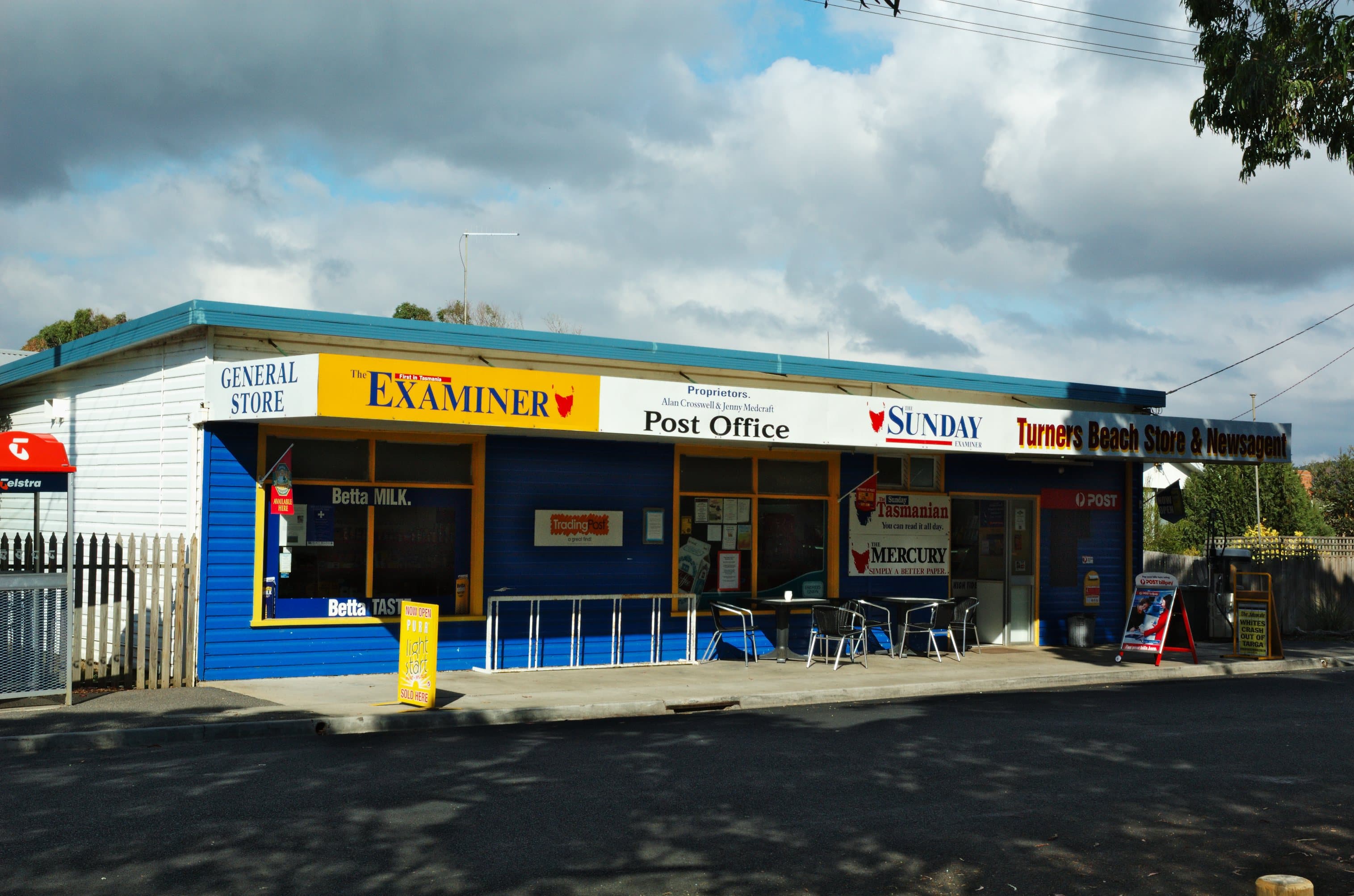 Turners-Beach-Store-20070420-012