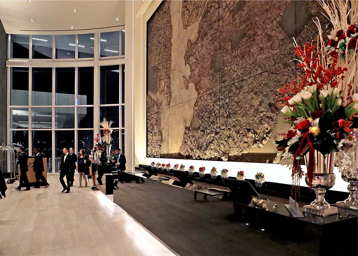 MGM Nat Harbor-hotel lobby