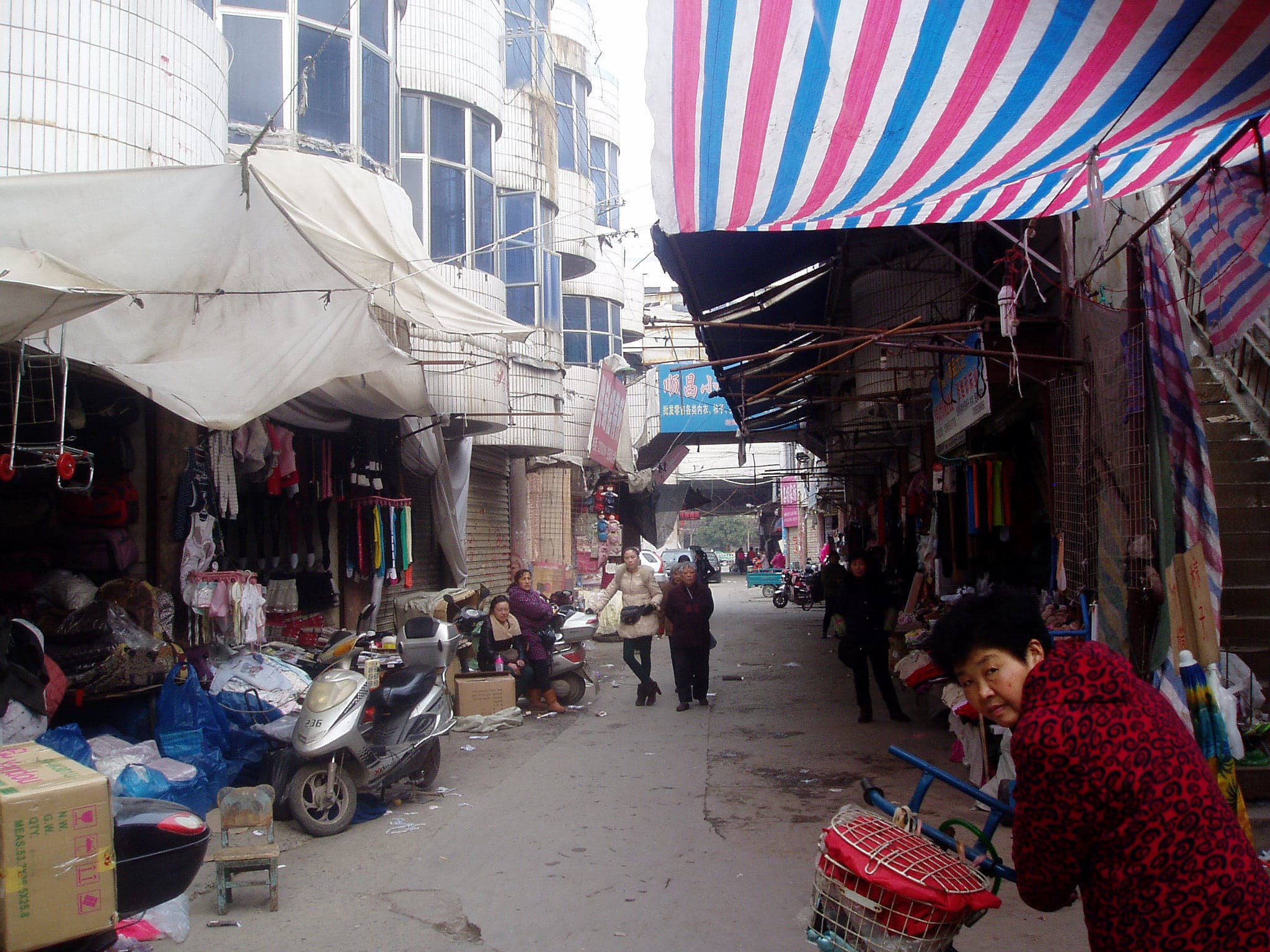 Fuyang Street Market Area