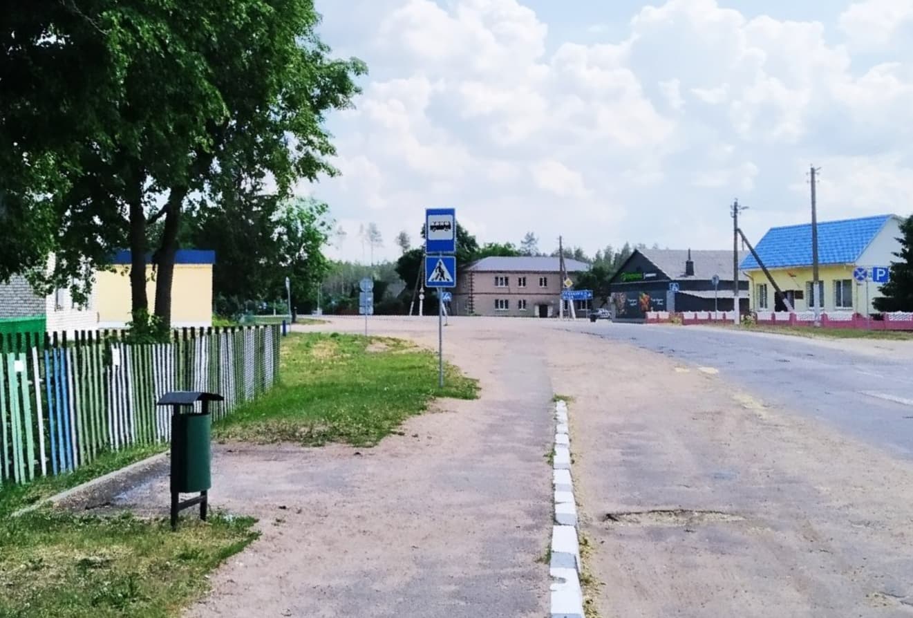 Rudna--bus-stop