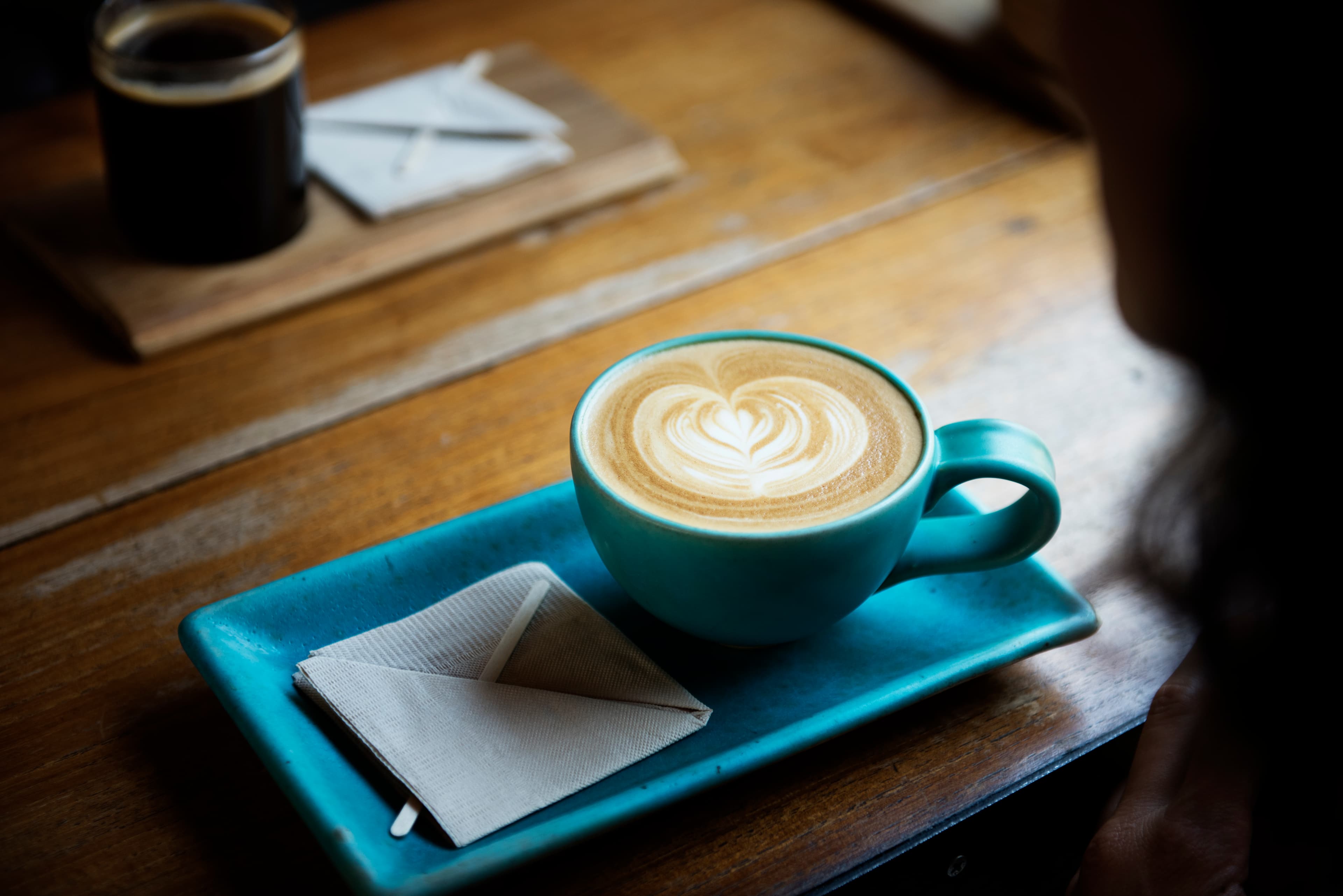 Blue coffee cup (Unsplash)