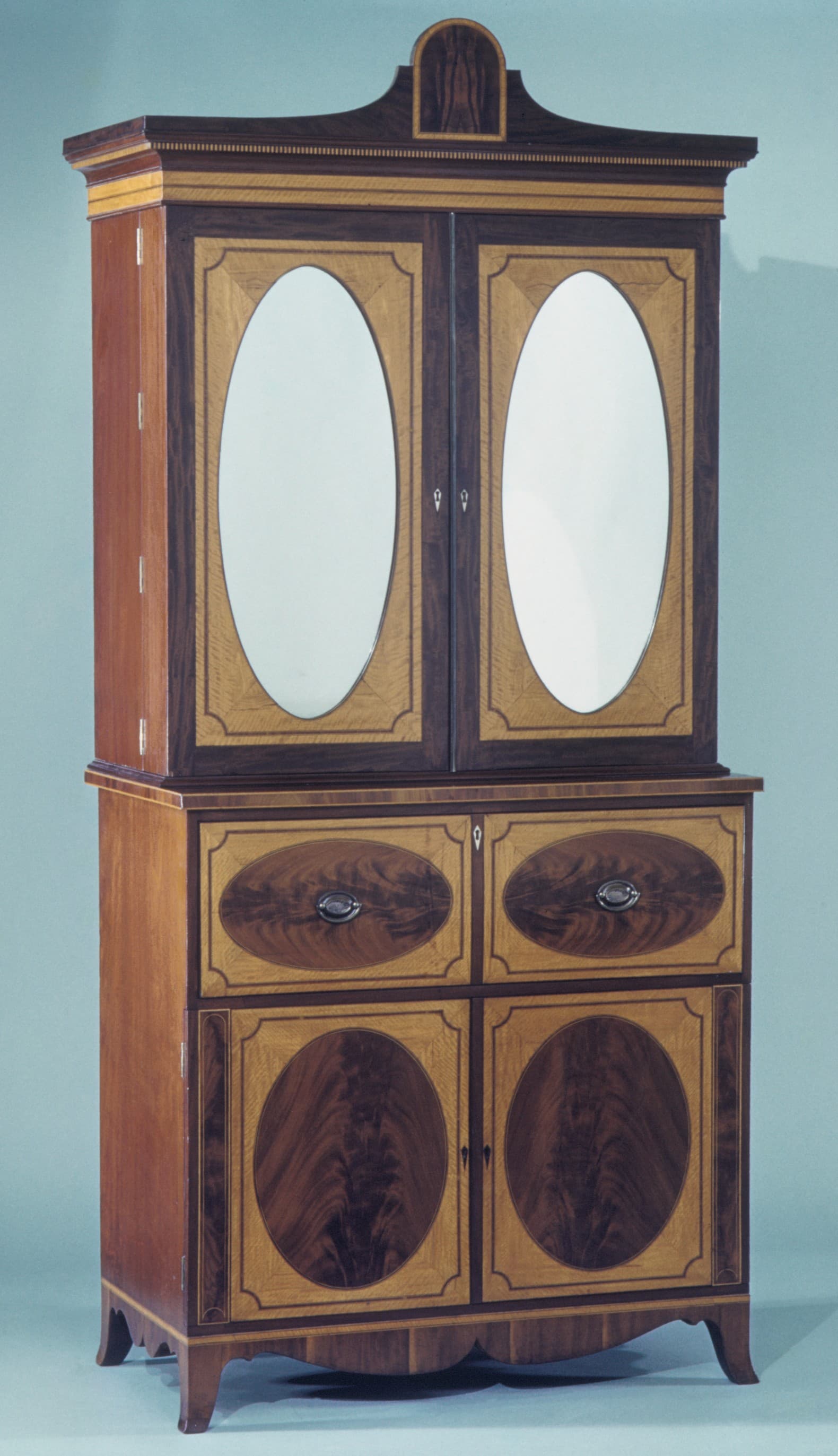 Desk and Bookcase MET ADA283
