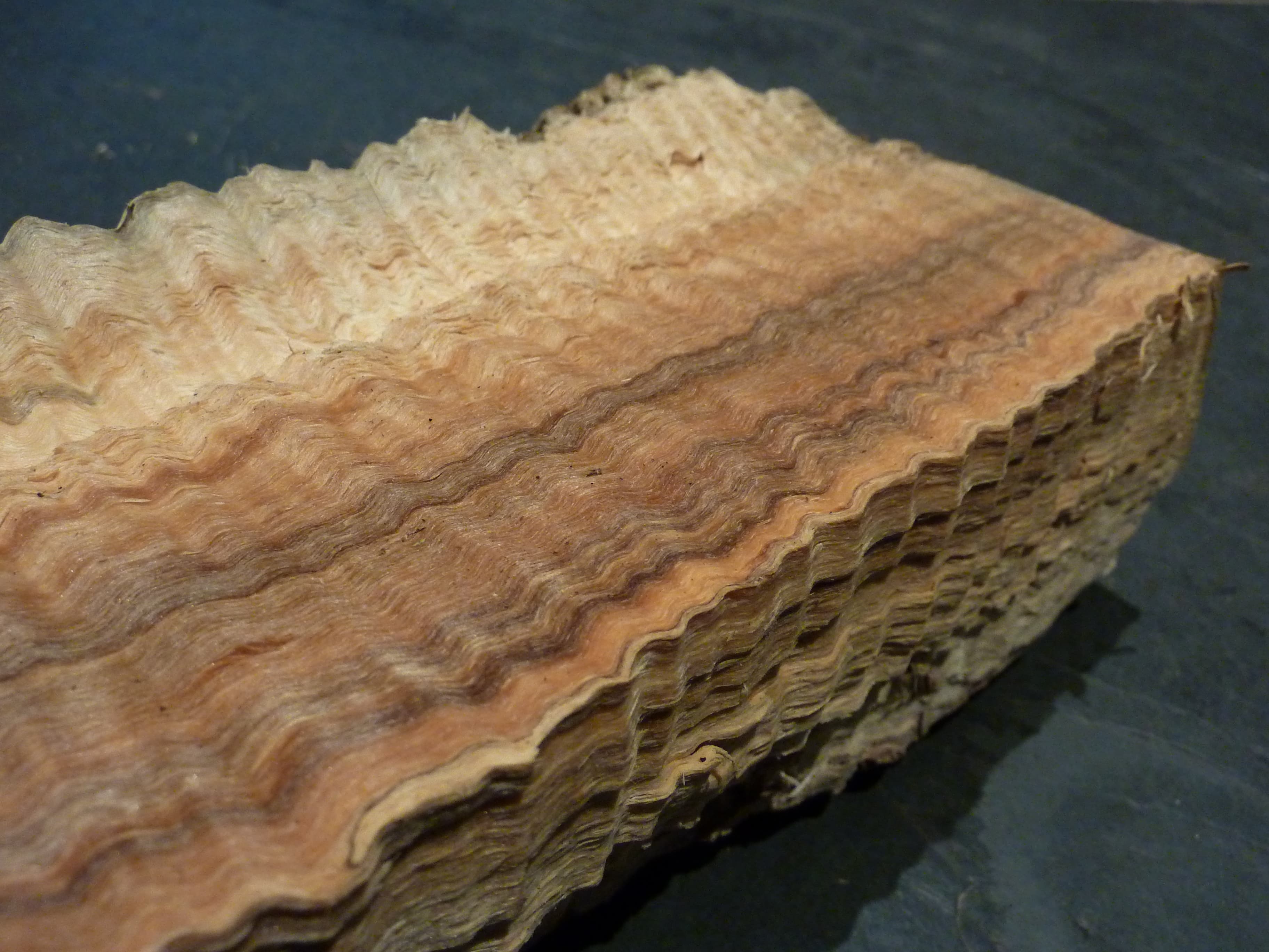 Curly-grain-wood