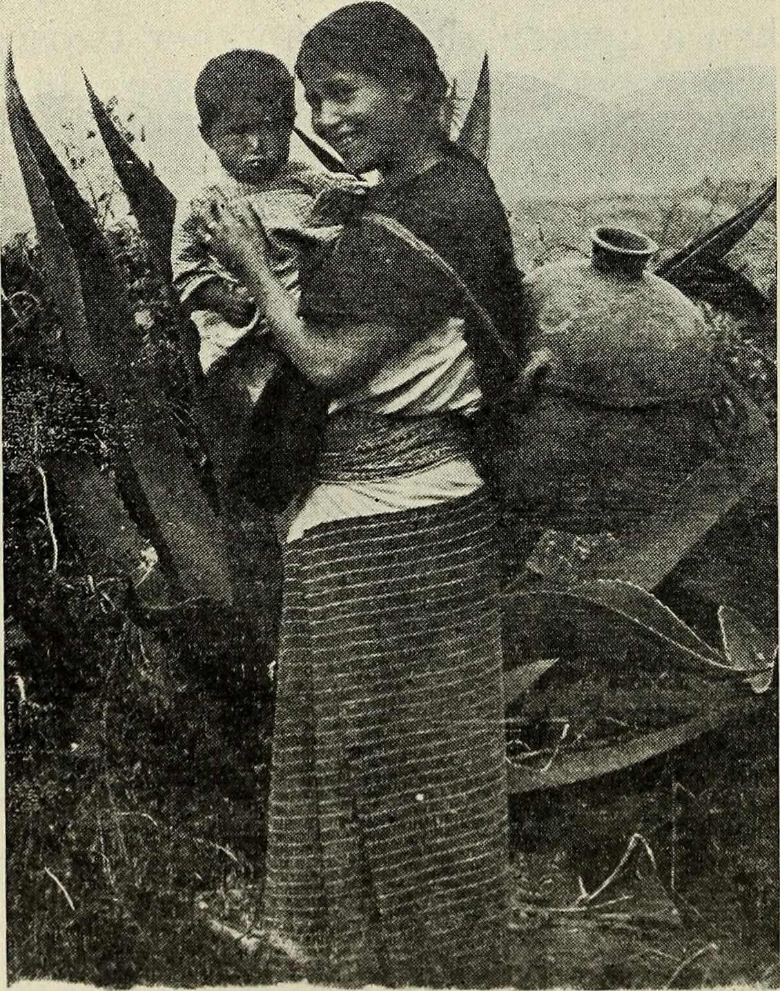 Mexican woman with child, 1915