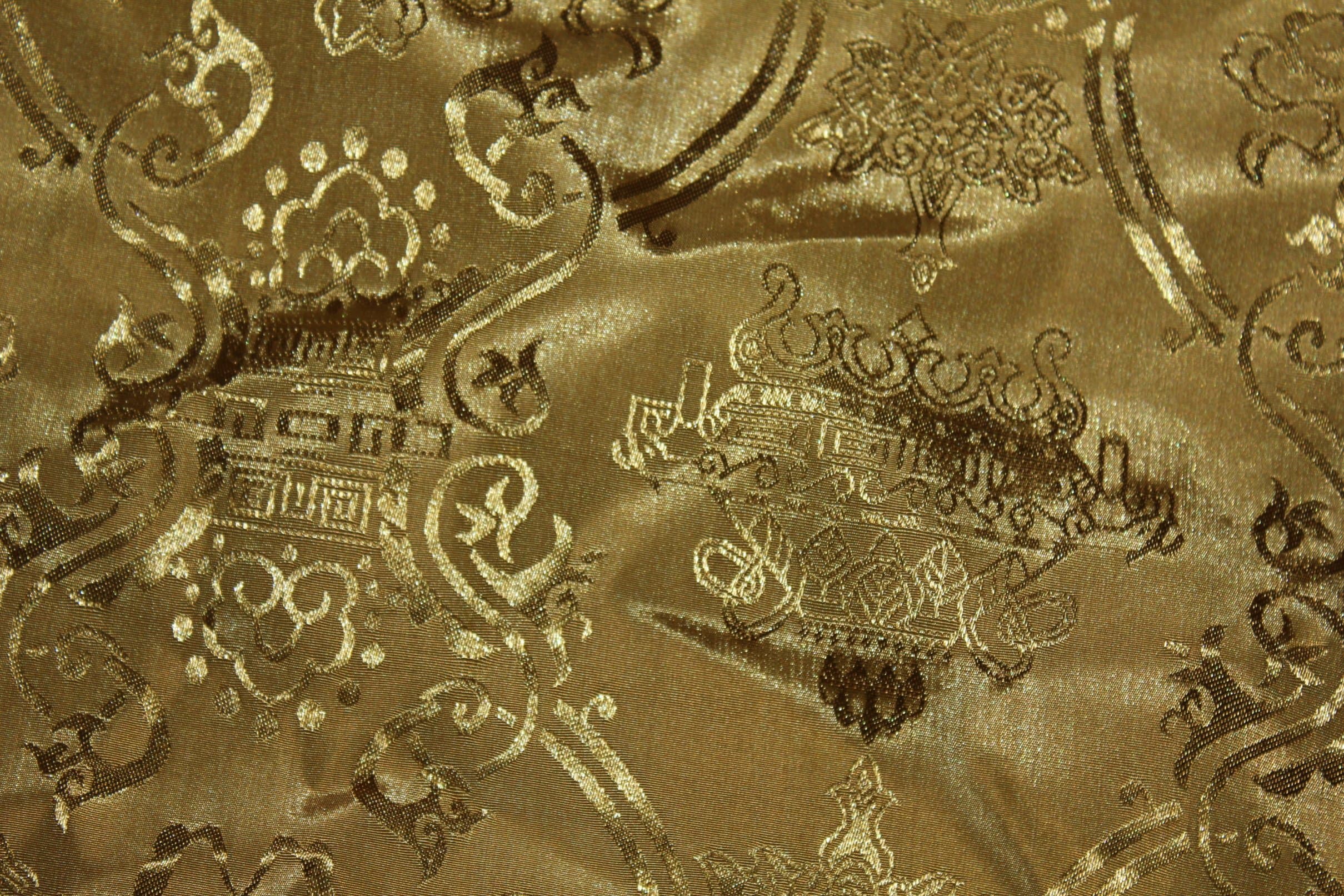 Gfp-golden-chinese-fabric-texture