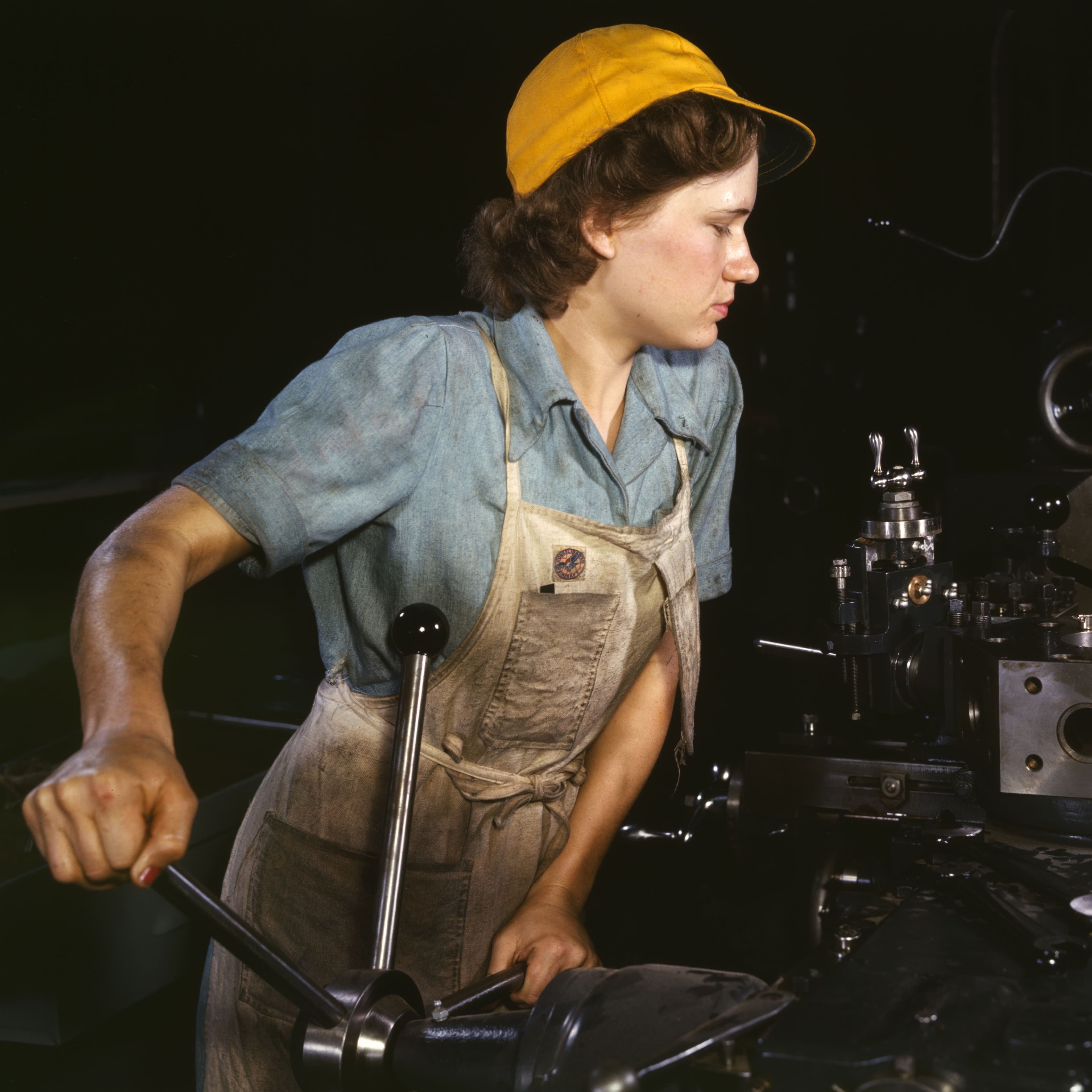 Woman lathe operator in the 1940s