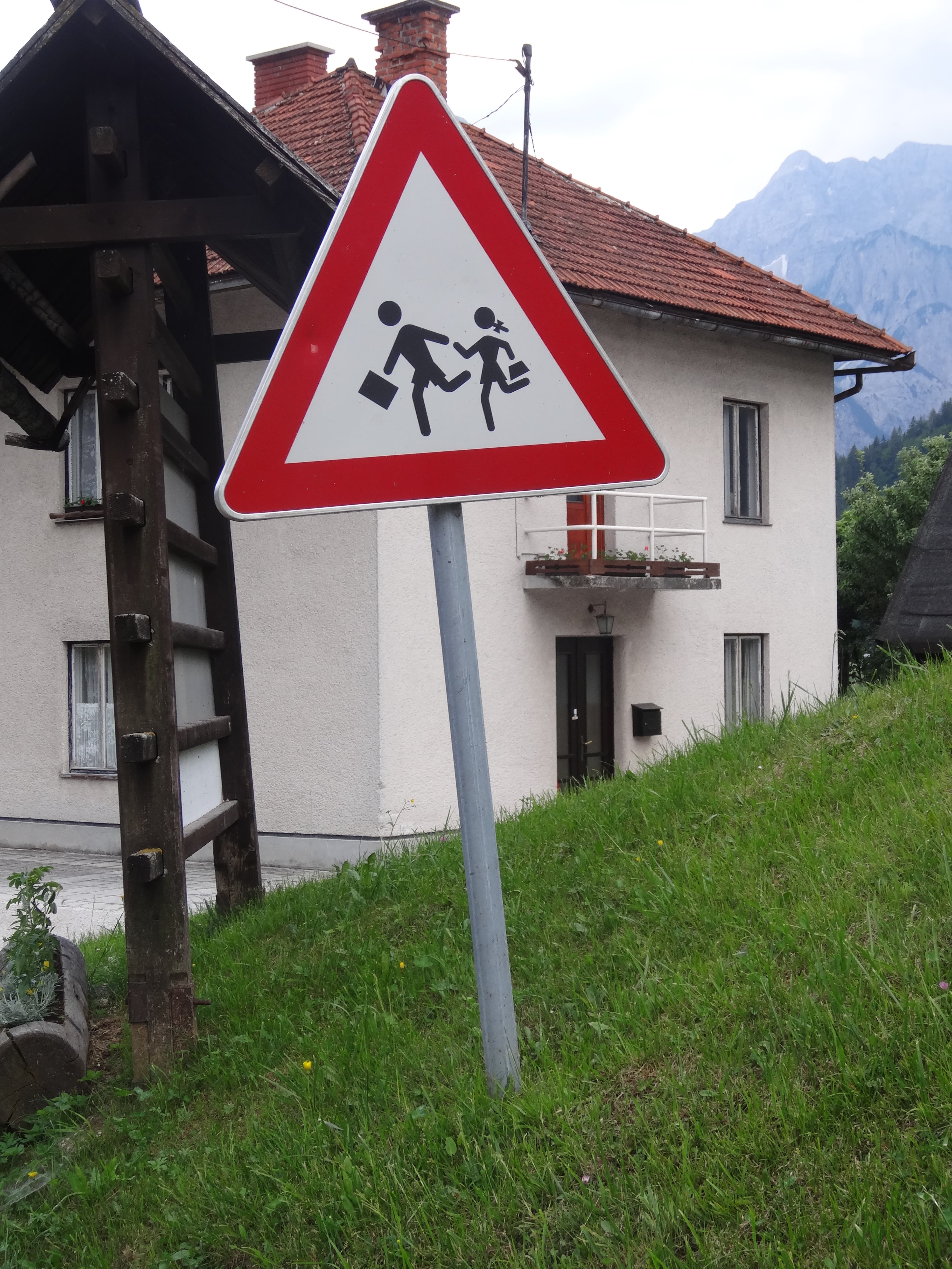 Street sign children Rateče