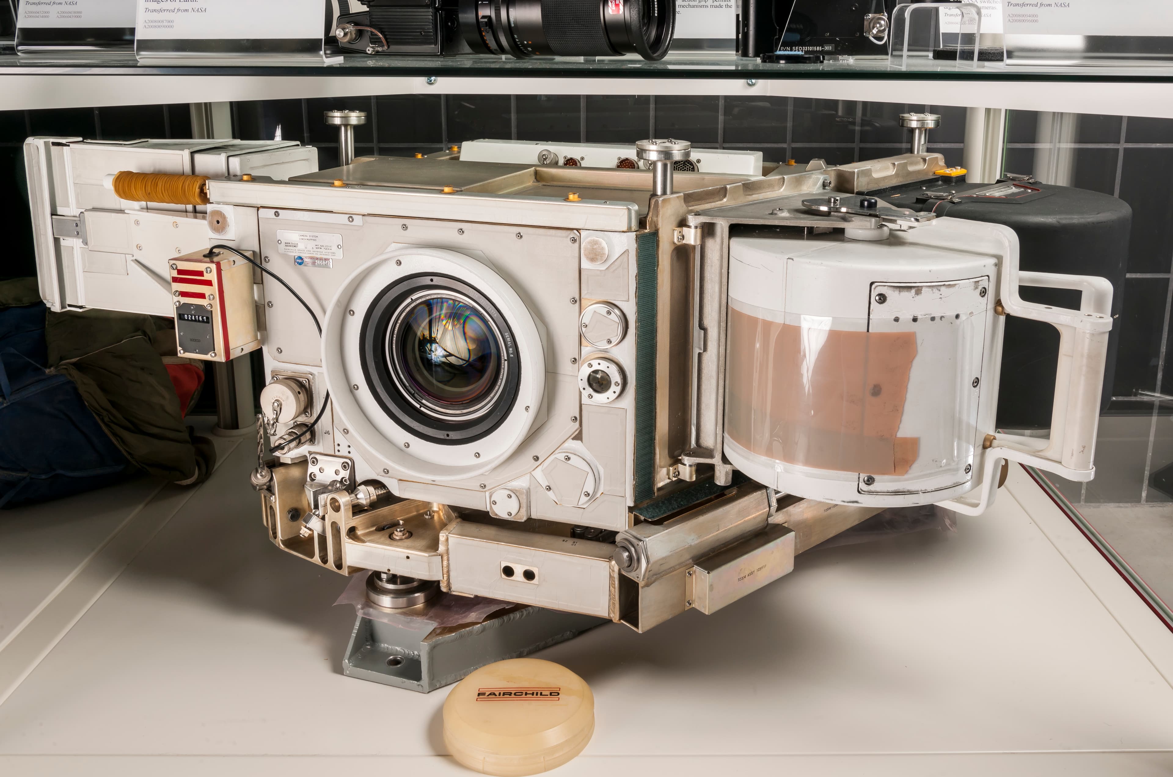 Apollo lunar mapping camera