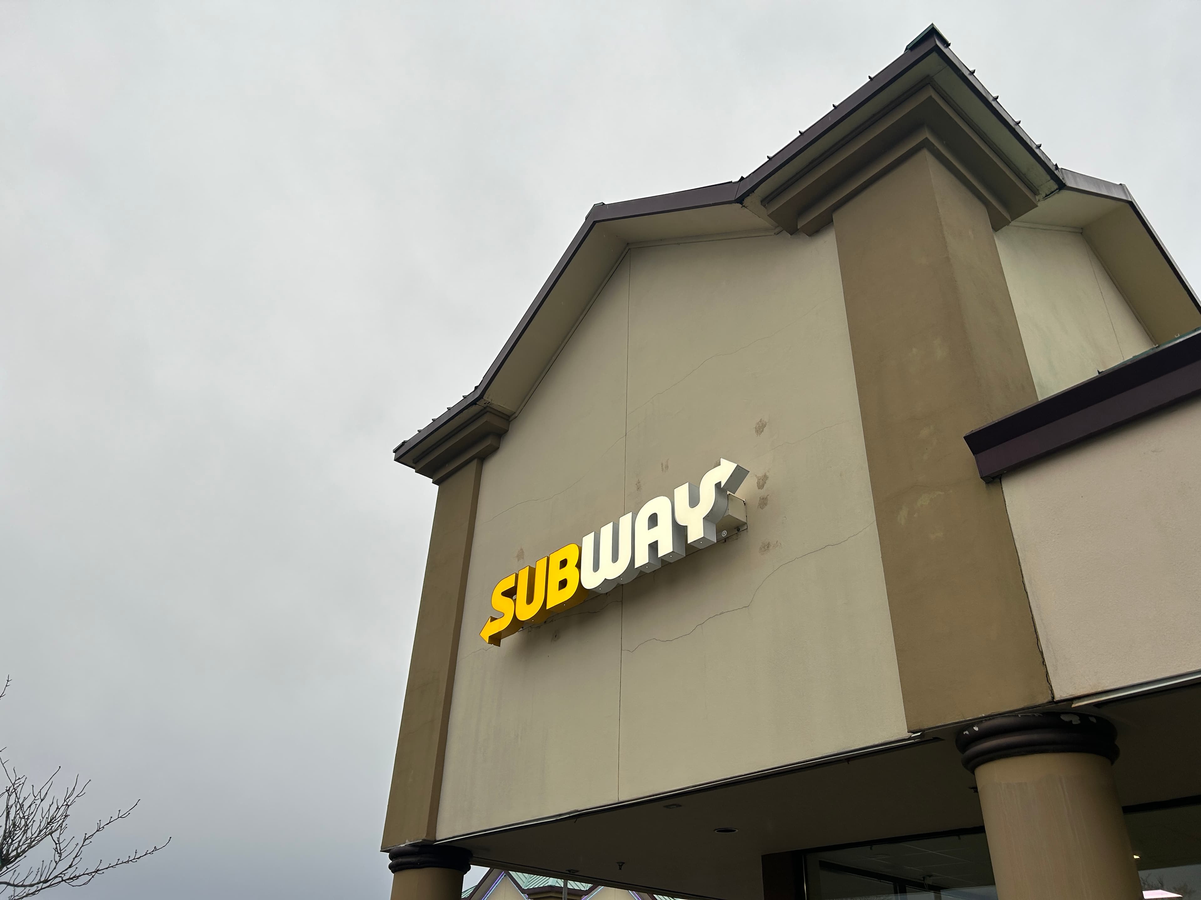 Subway storefront in Kent, Washington