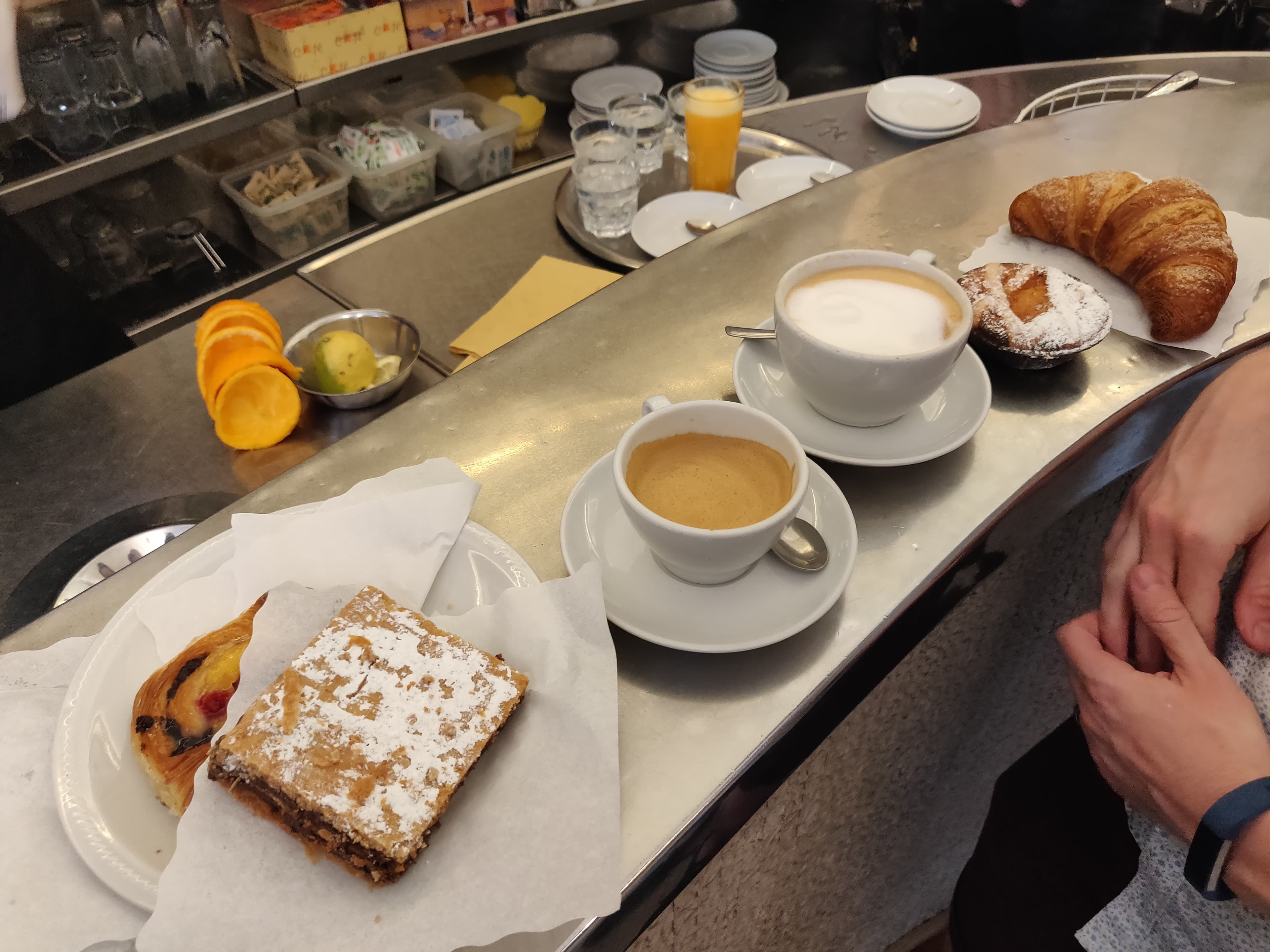 Coffee, breakfast, croissant