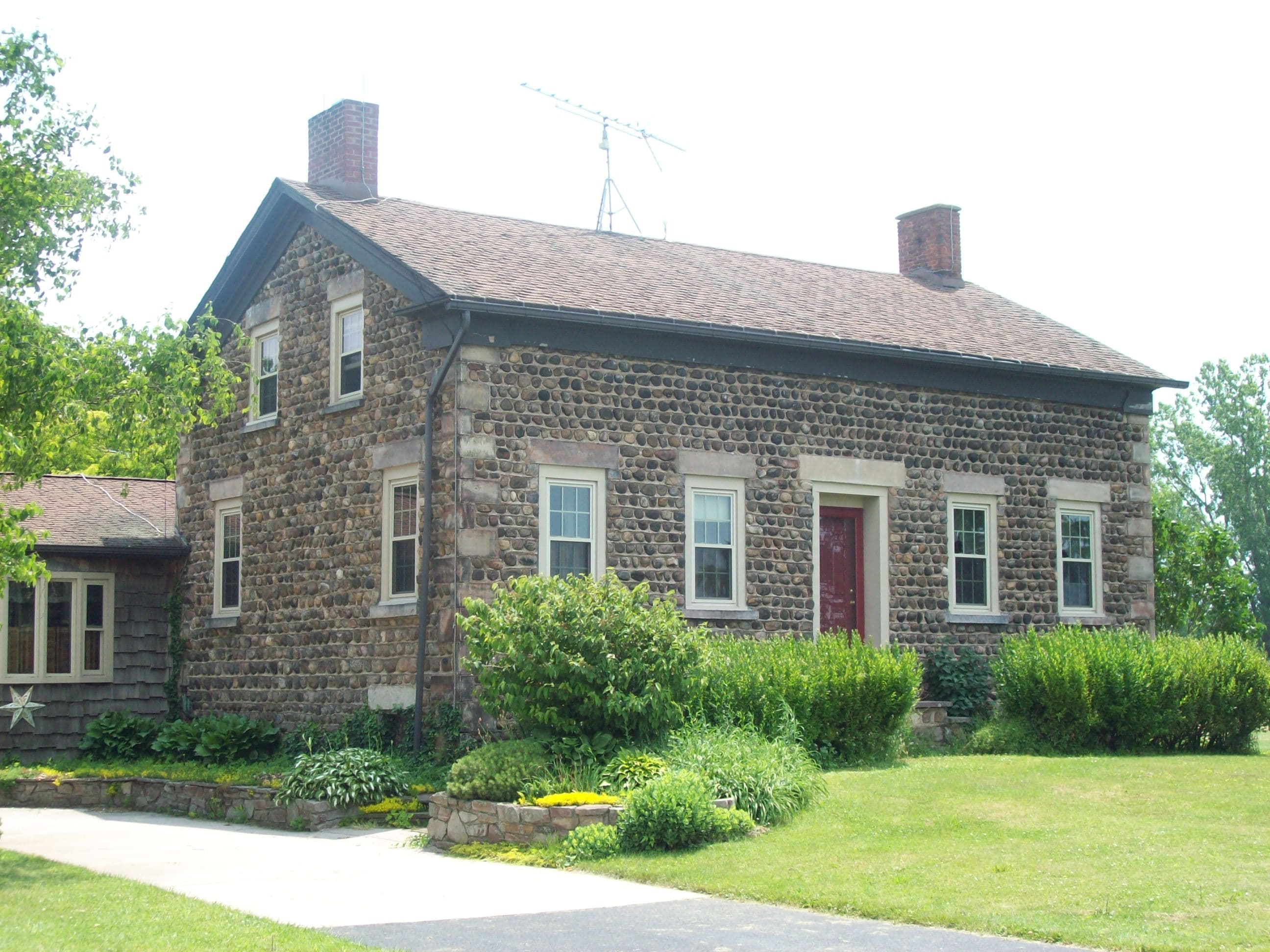 Philo Newton Cobblestone House Jun 09