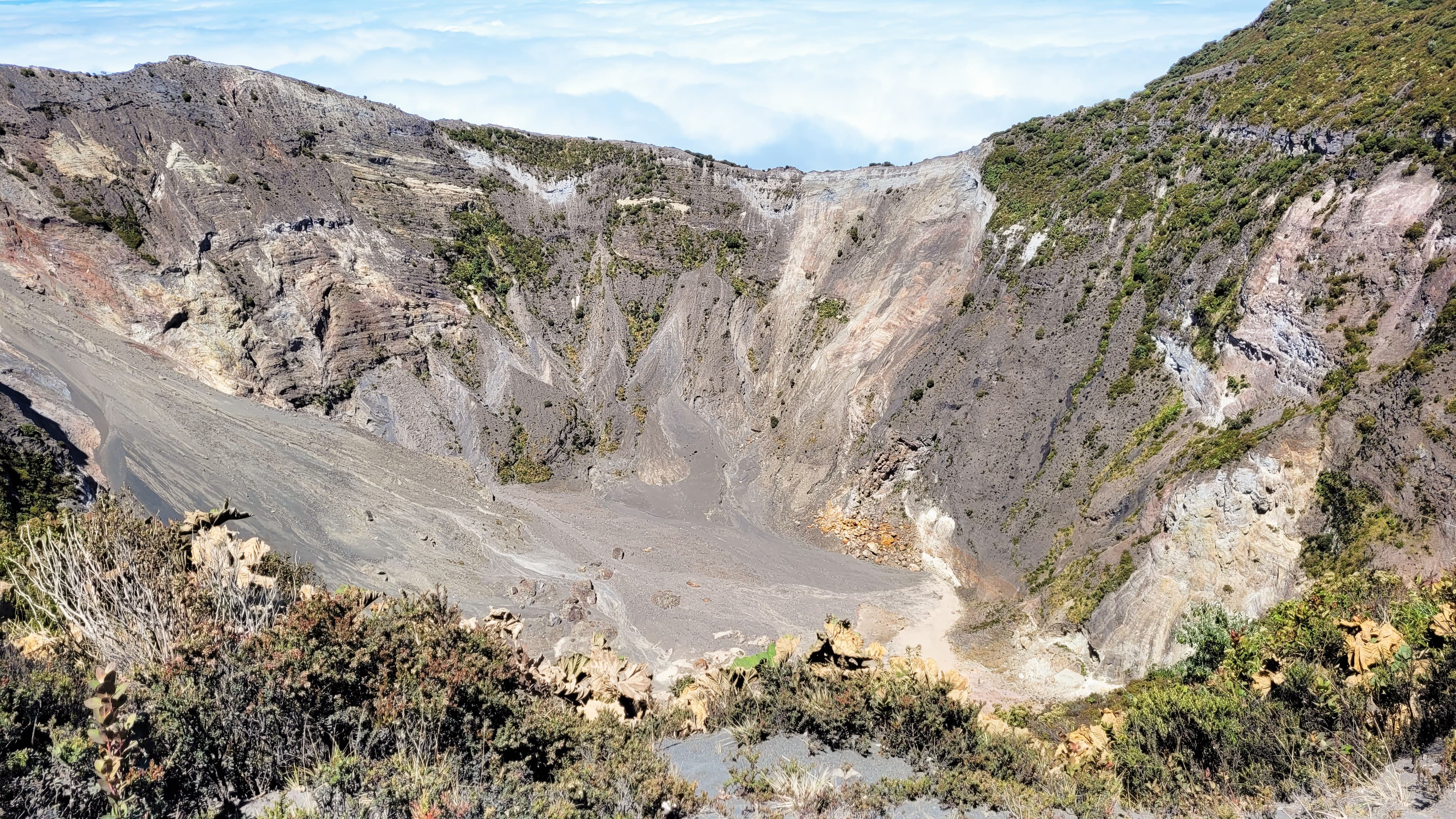 Irazú Volcano 03