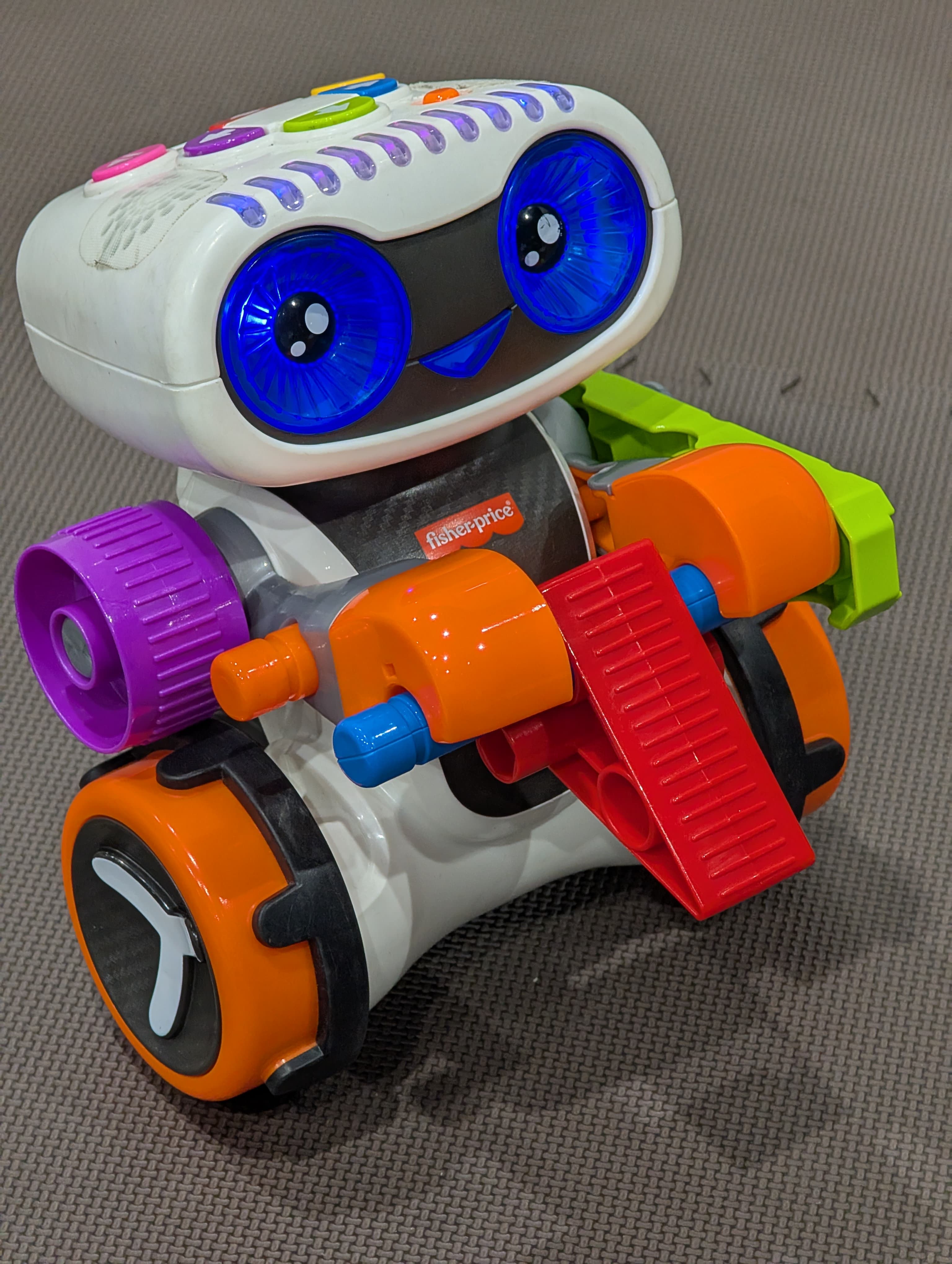 Robots at Tepia (66043)