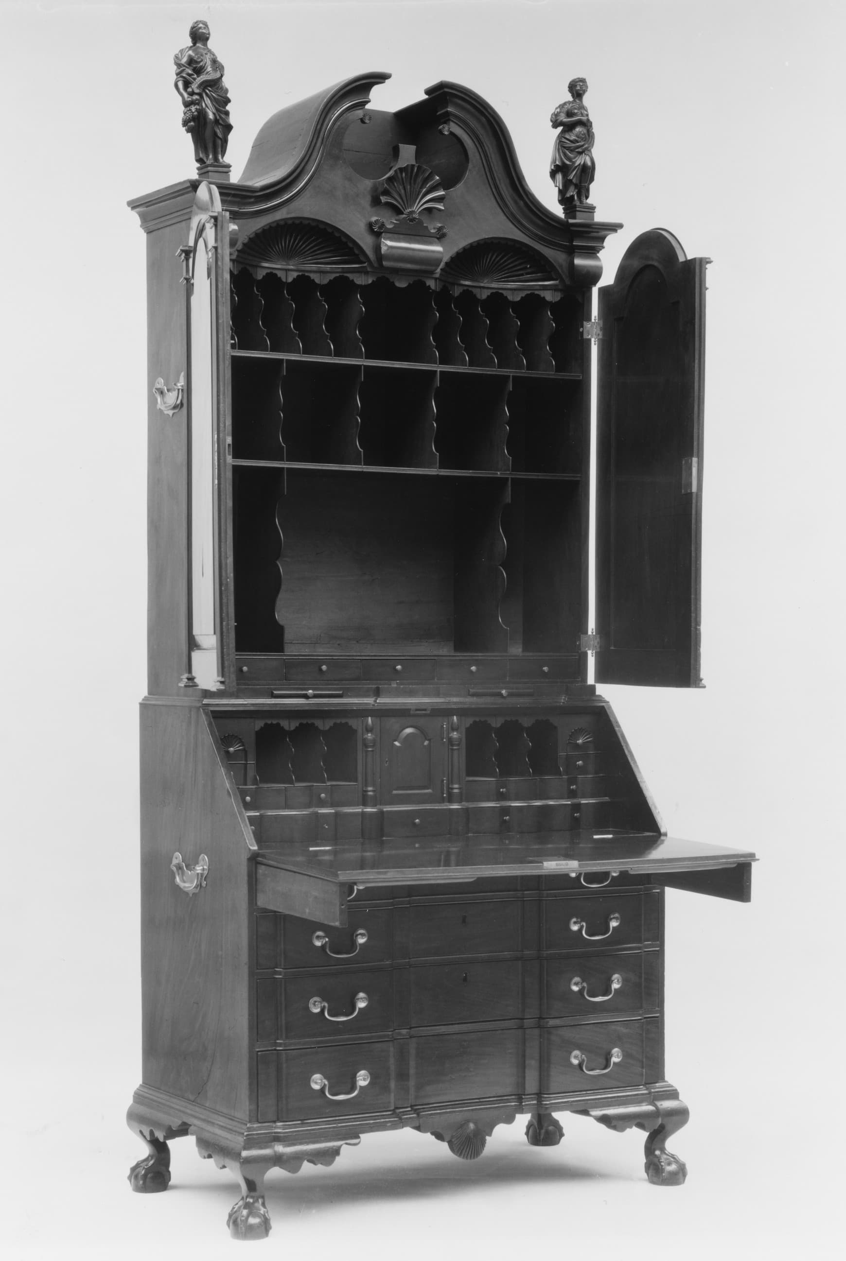 Desk and bookcase MET 7804 10.125.81