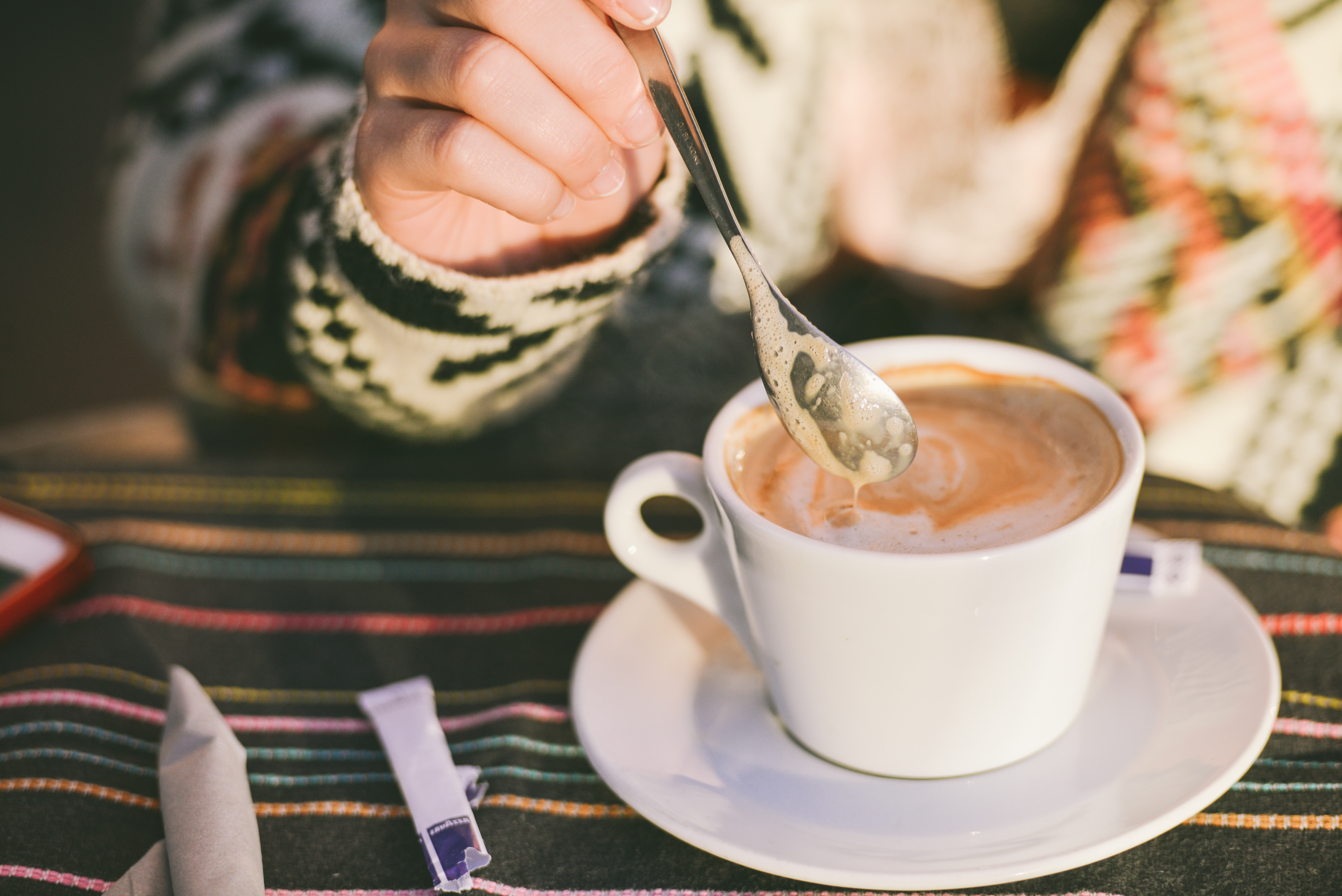 Coffee-cup-spoon-cappuccino (23697707474)