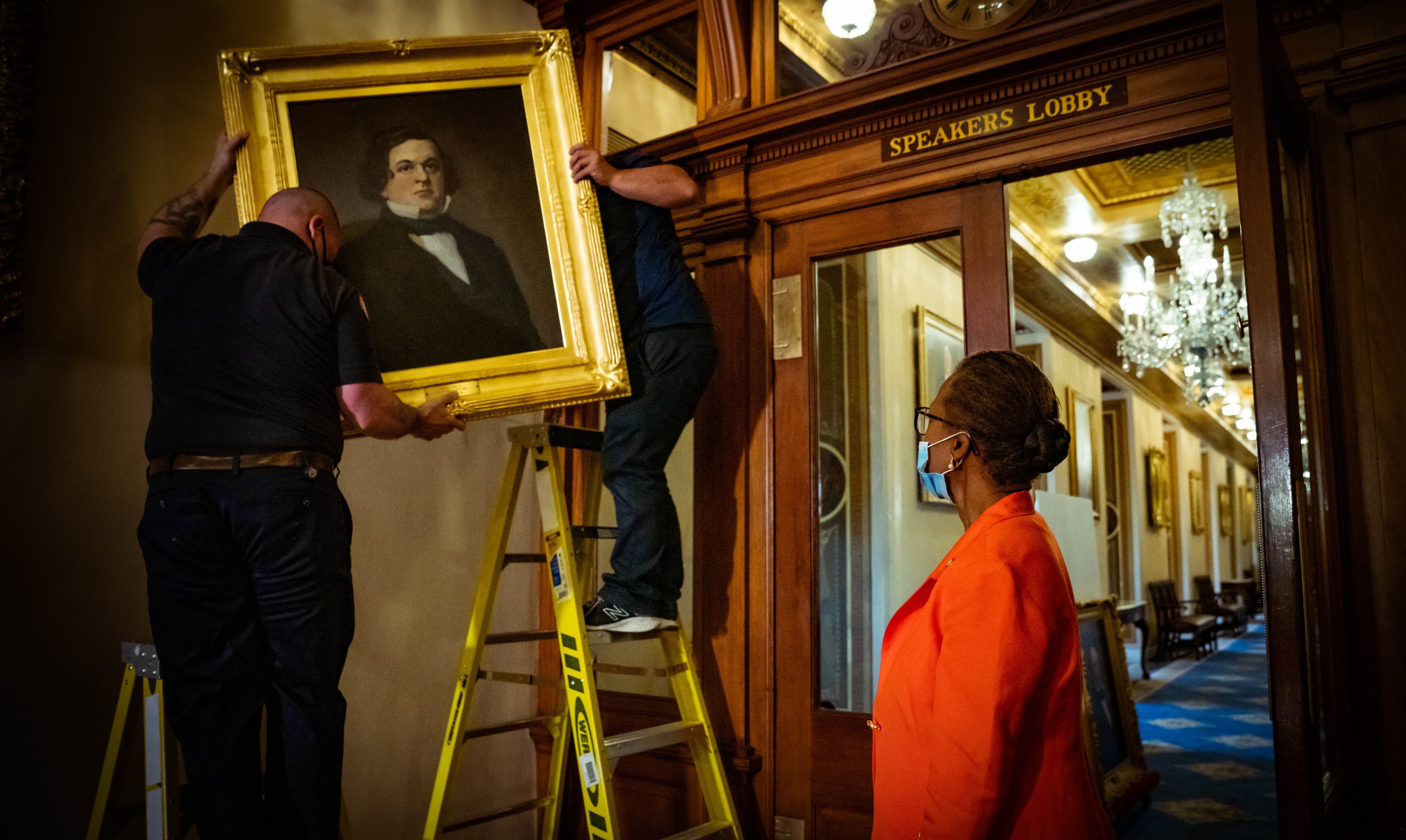 Removal of Howell Cobb portrait