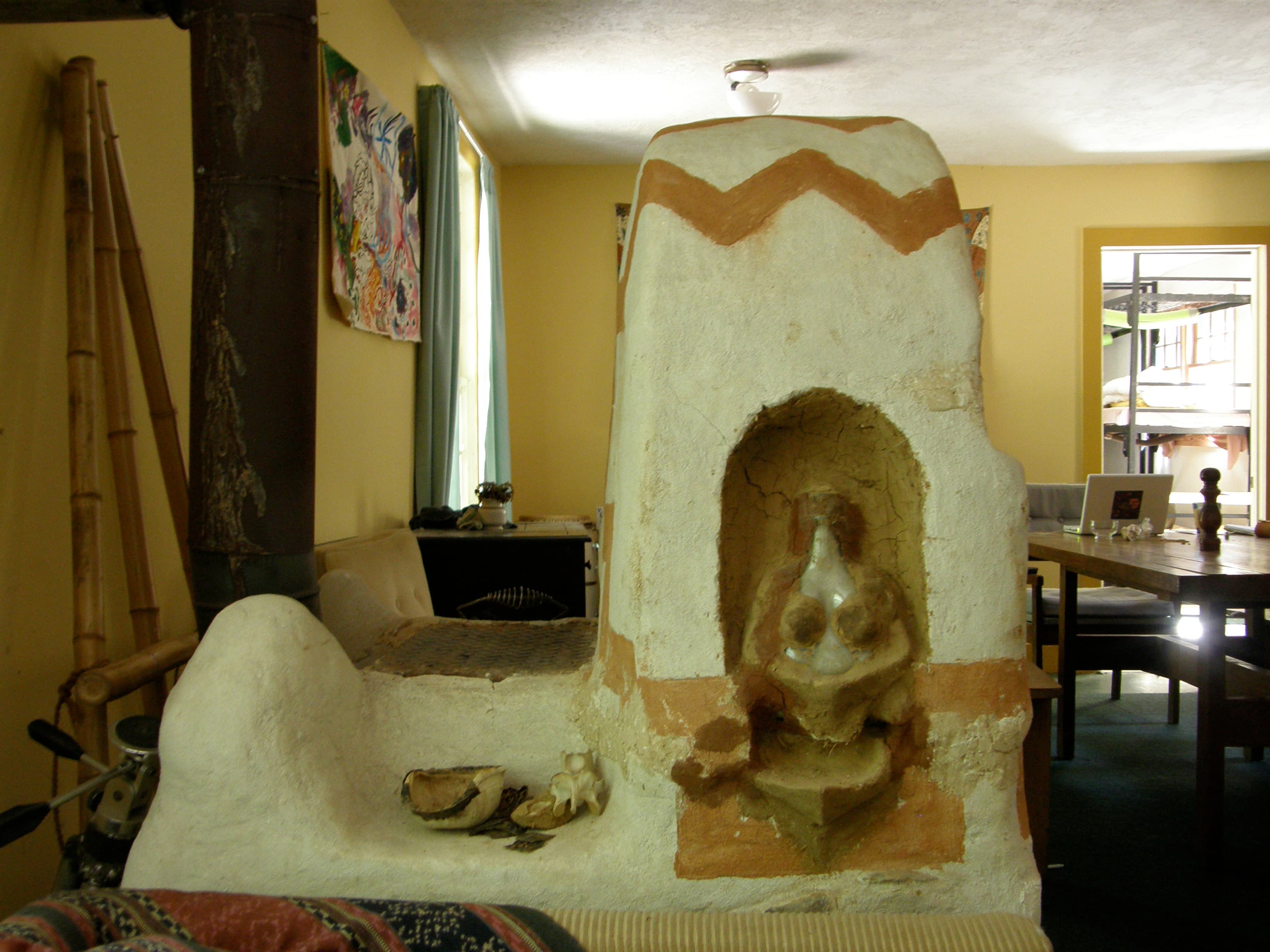Cob-heater-ecovillage-inn-TN