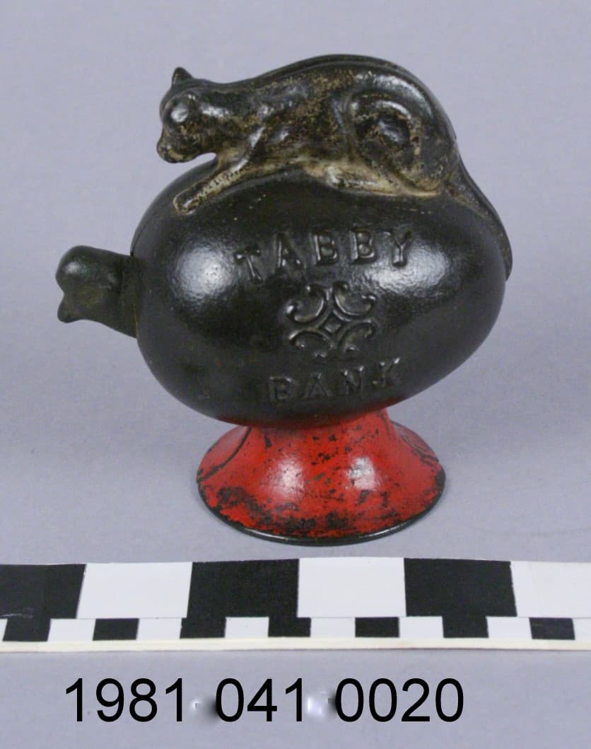 Tabby Mechanical Coin Bank
