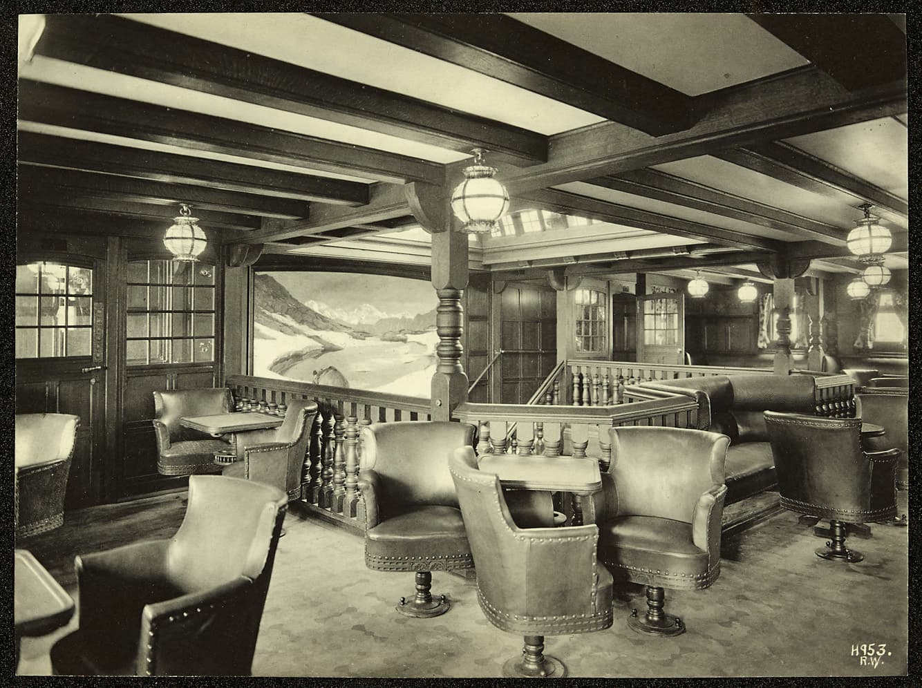 Interior of a ship (13712273853)