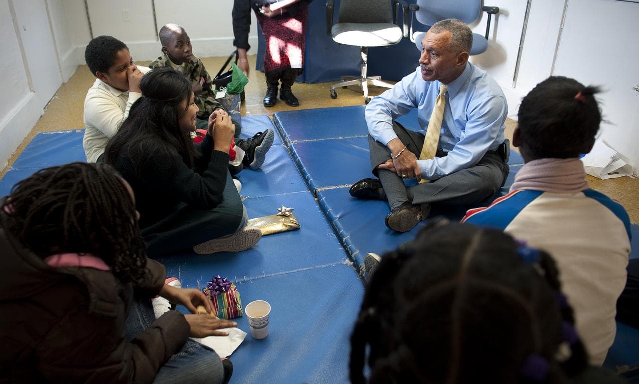 NASA Administrator Bolden Volunteers with the DC Cares Program
