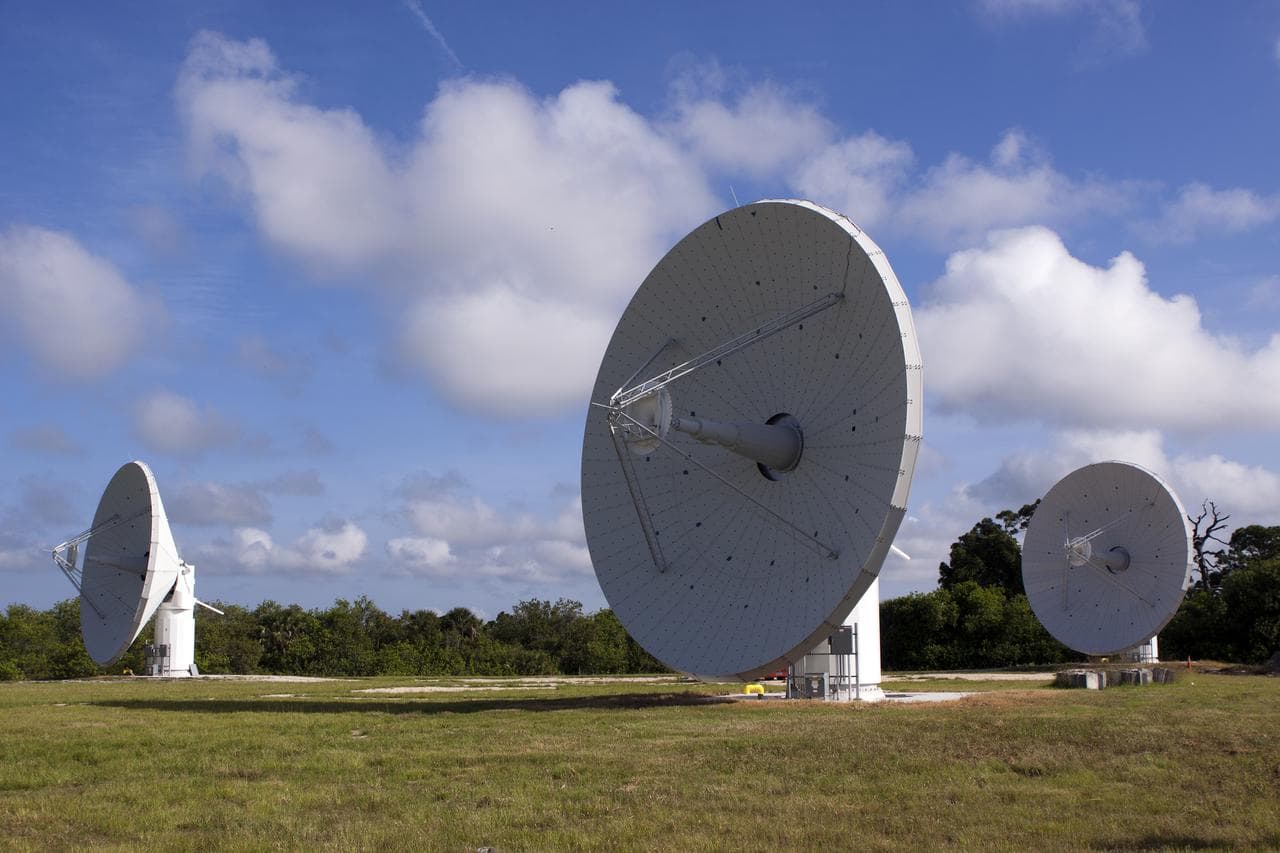 Boom, antenna, testbed