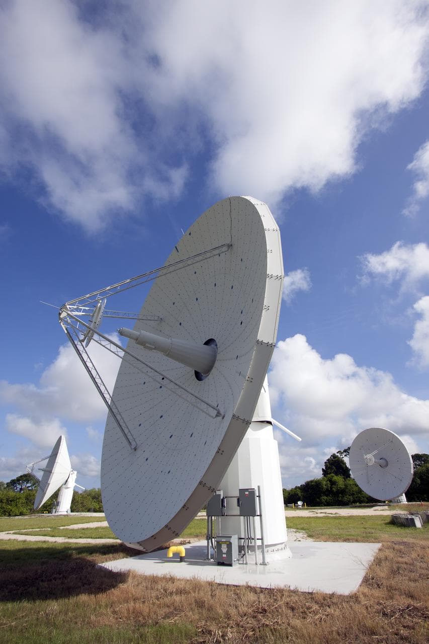 Boom, antenna, testbed