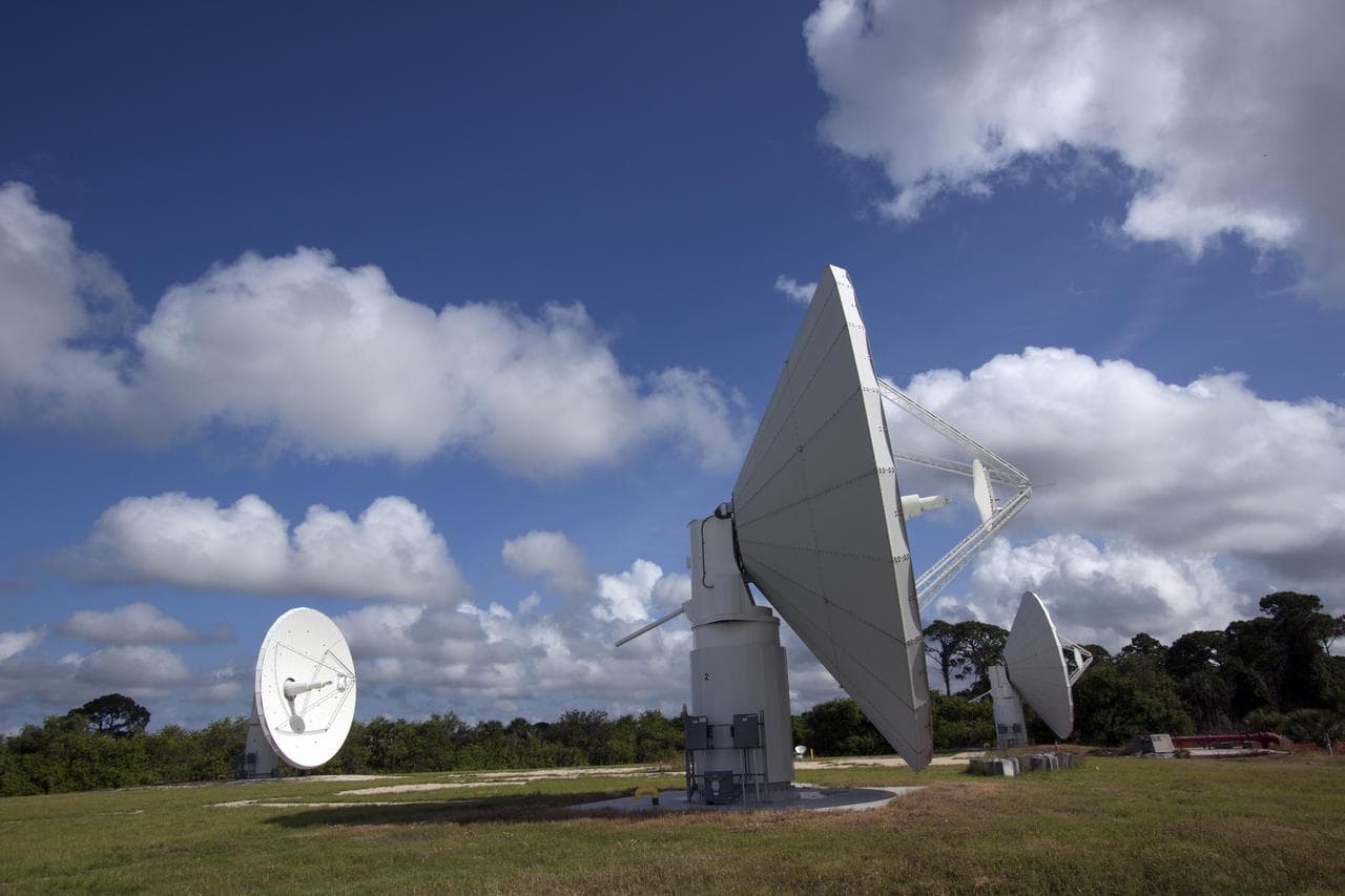 Boom, antenna, testbed