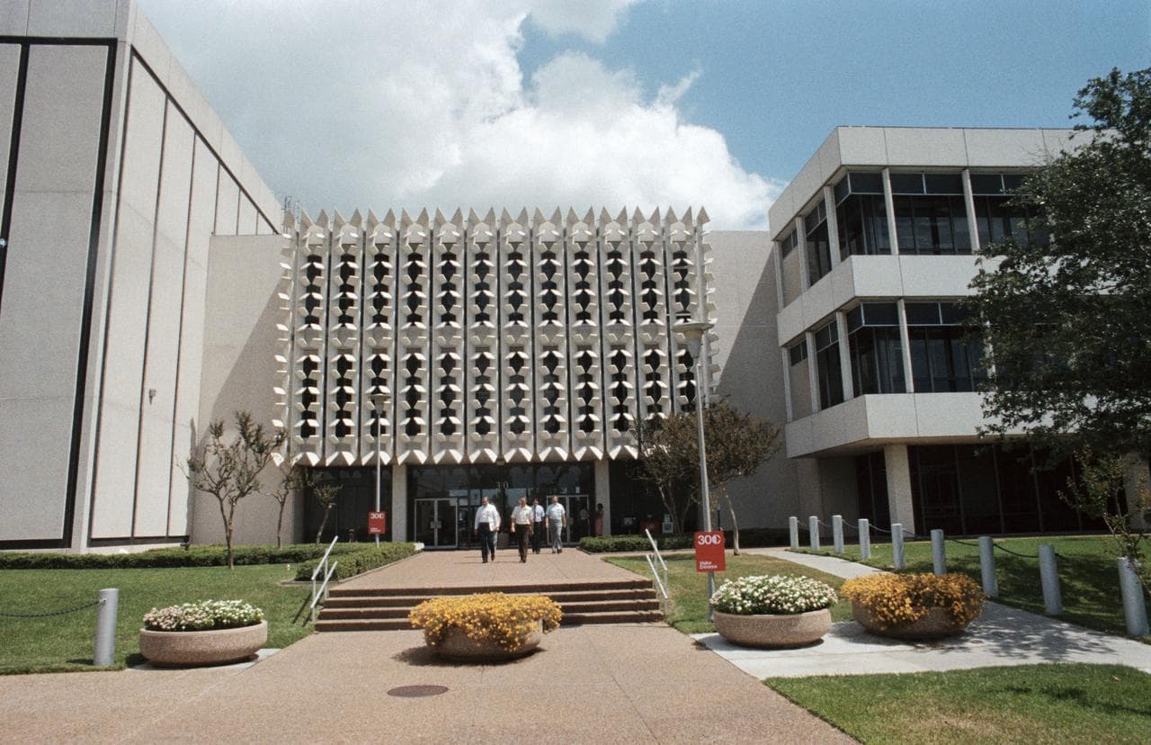 Front view of bldg 30 which houses mission control