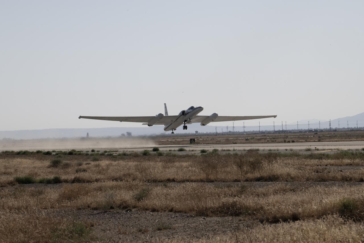 NASA’s ER-2 aircraft deploys for ALOFT mission