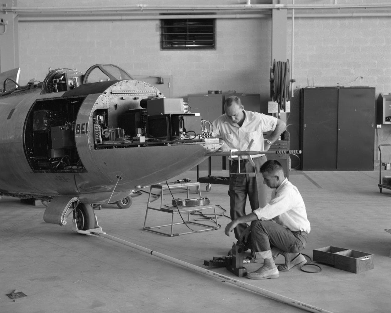 Bell, aircraft, company
