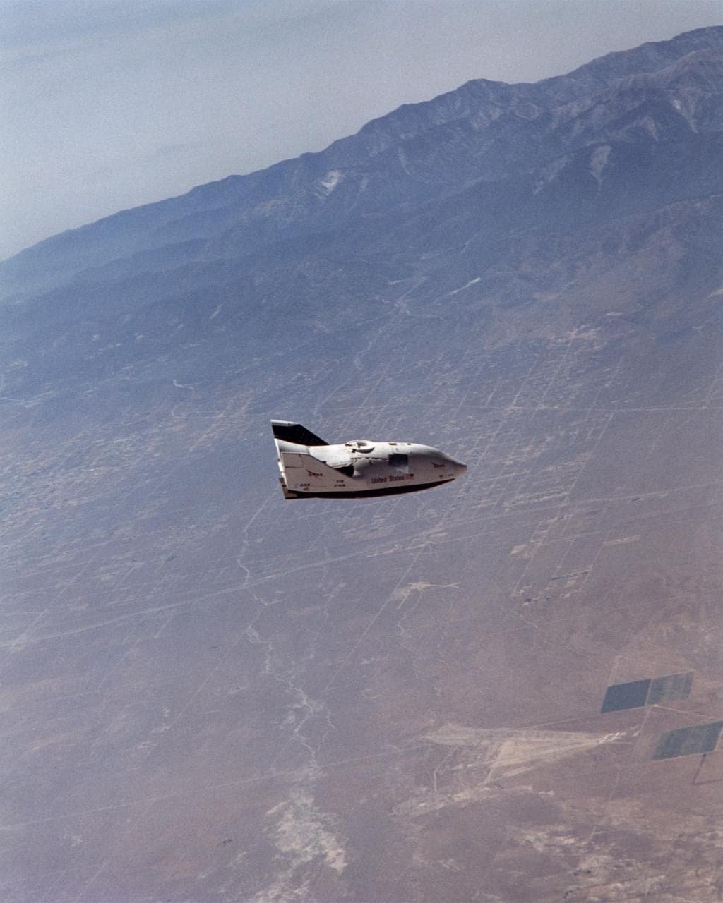 X-38 over the Mojave Desert, July 10, 2001