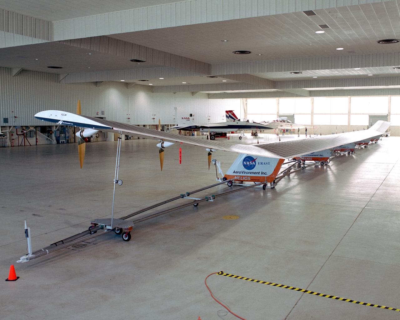 Helios, prototype, flying