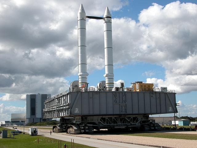 Srb, kennedy, space