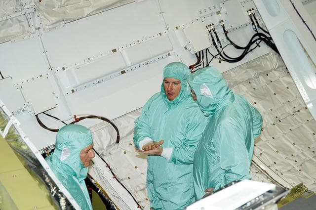 Morale, kennedy, space
